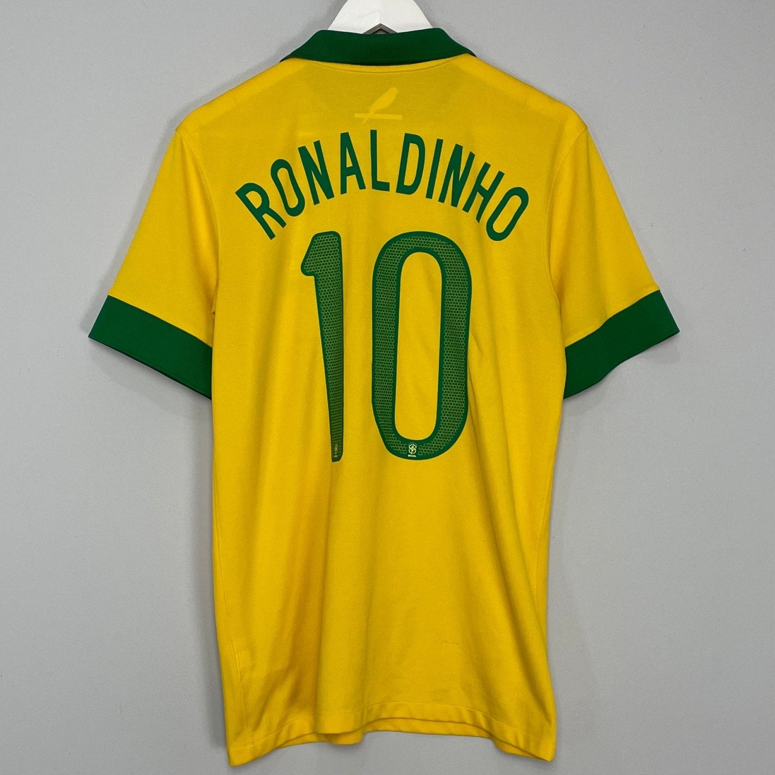 Shop 2013/14 BRAZIL RONALDINHO #10 HOME SHIRT (M) NIKE, classic football shirts, vintage football shirts & retro soccer jerseys at Cult Kits