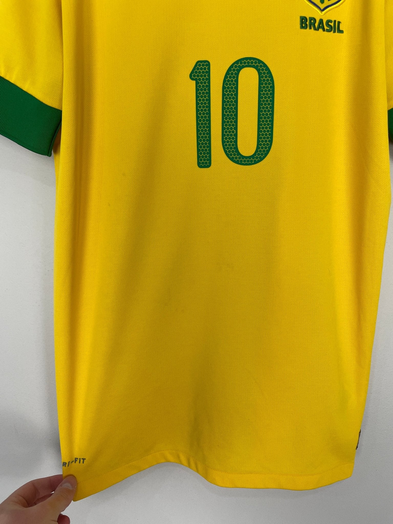 Shop 2013/14 BRAZIL RONALDINHO #10 HOME SHIRT (M) NIKE, classic football shirts, vintage football shirts & retro soccer jerseys at Cult Kits