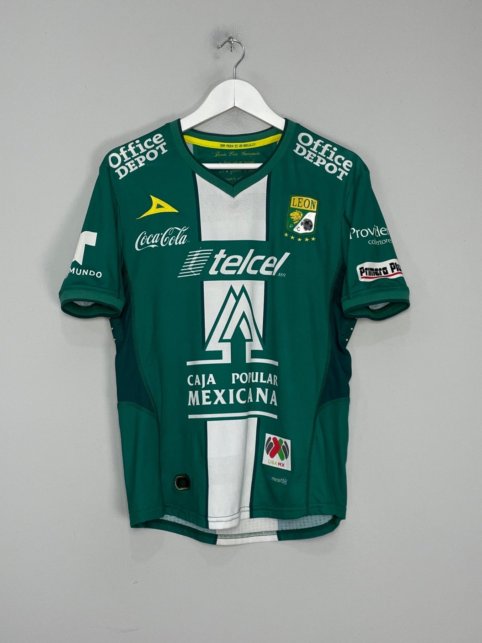 Shop 2013/14 CLUB LEON HOME SHIRT (M) PIRMA, classic football shirts, vintage football shirts & retro soccer jerseys at Cult Kits