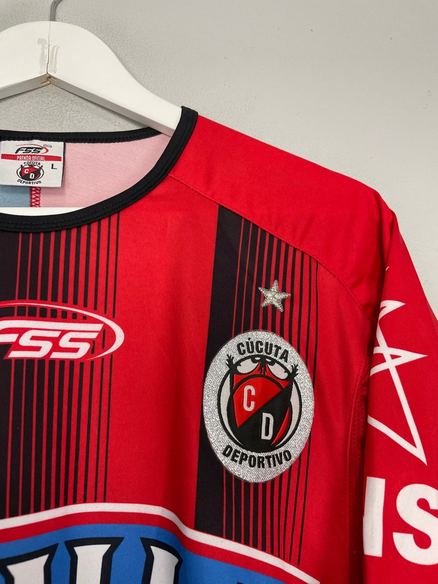 Shop 2013/14 CUCUTA DEPORTIVO HOME SHIRT (L) FSS, classic football shirts, vintage football shirts & retro soccer jerseys at Cult Kits