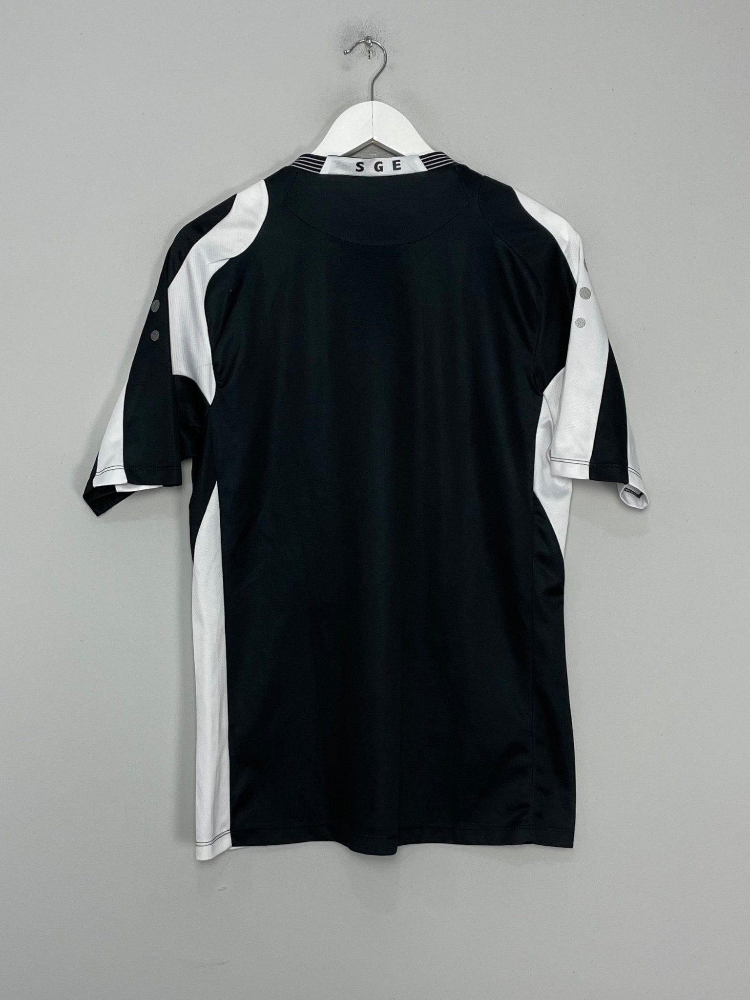 Shop 2013/14 EINTRACHT FRANKFURT AWAY SHIRT (M) JOMA, classic football shirts, vintage football shirts & retro soccer jerseys at Cult Kits