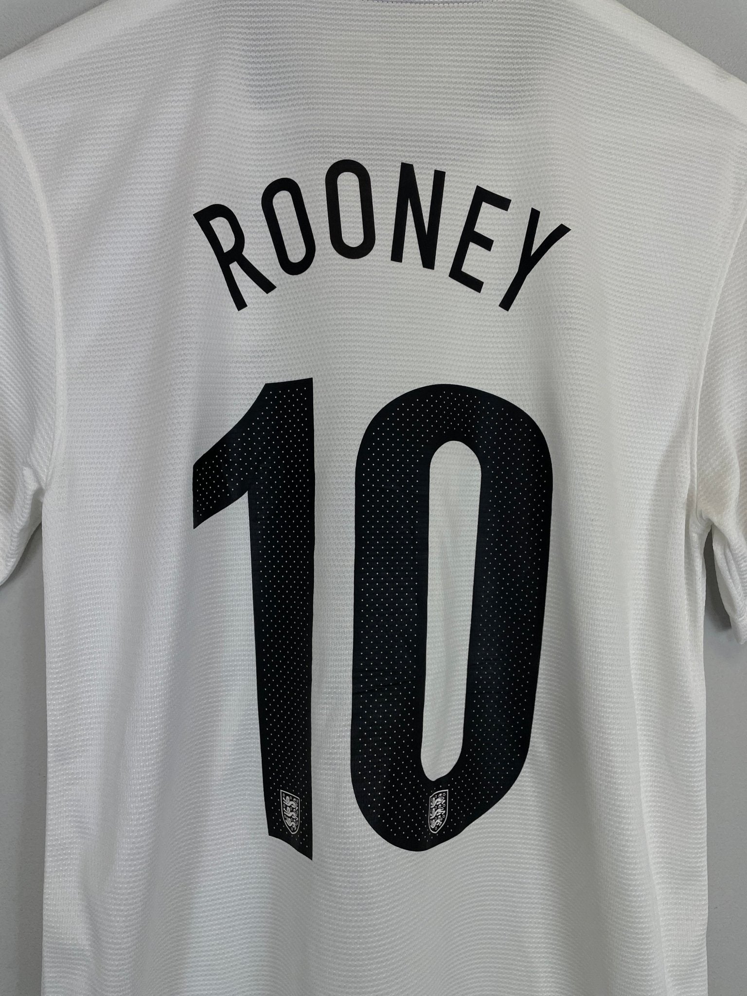 Shop 2013/14 ENGLAND ROONEY #10 *150 YEAR* HOME SHIRT (S) NIKE, classic football shirts, vintage football shirts & retro soccer jerseys at Cult Kits