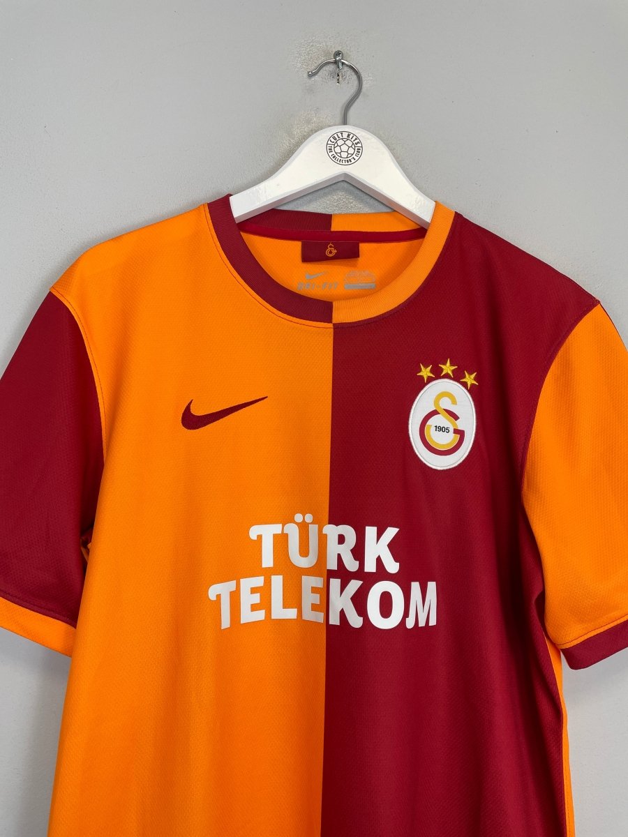 2013/14 GALATASARAY DROGBA 11 HOME SHIRT (M) NIKE - Cult Kits - Medium - Buy Vintage Football Shirts, Authentic Retro Football Shirts For Sale, Classic Football Shirts & Soccer Jersey