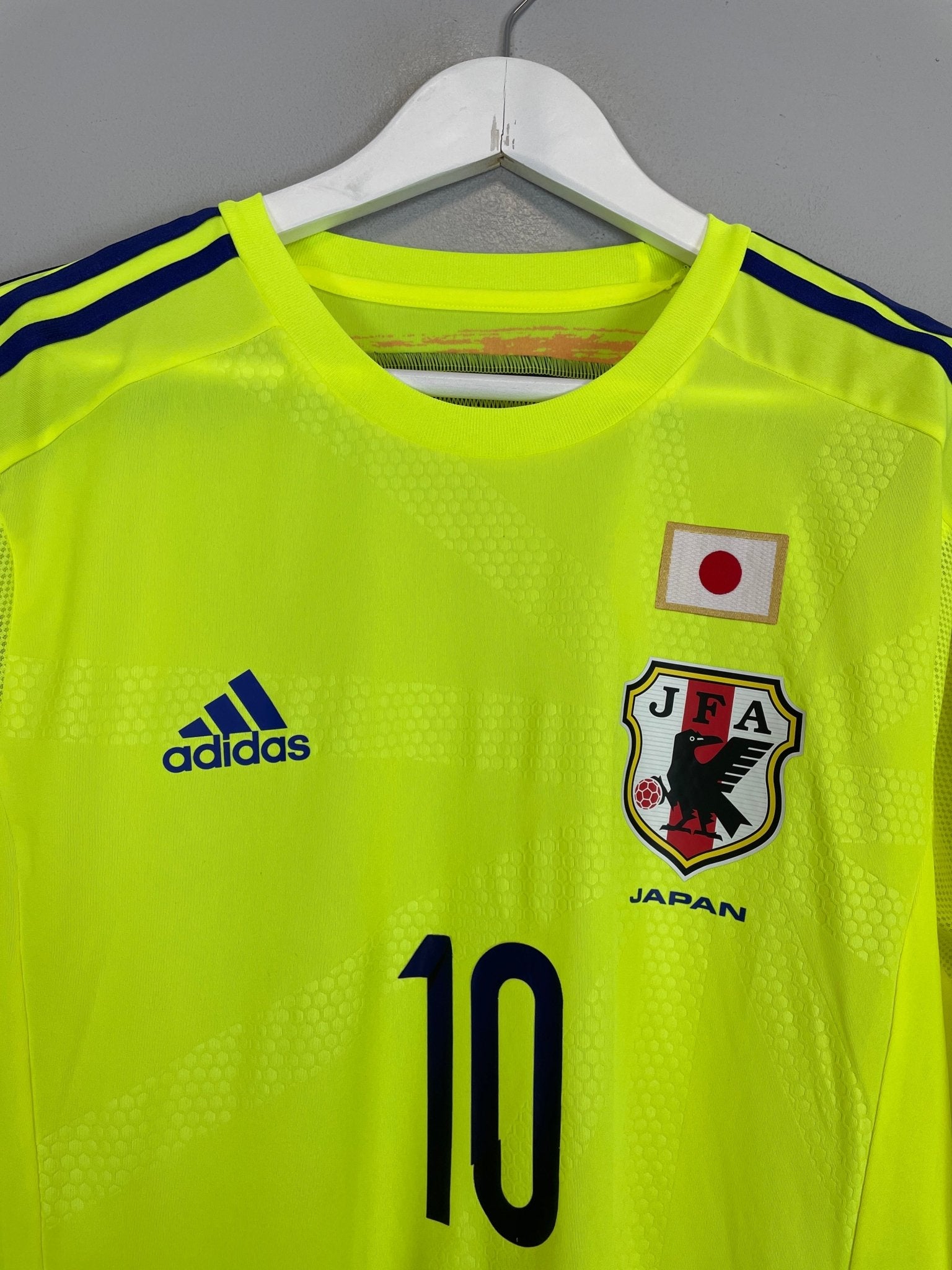 Shop 2013/14 JAPAN KAGAWA #10 *PLAYER ISSUE* L/S AWAY SHIRT (L) ADIDAS, classic football shirts, vintage football shirts & retro soccer jerseys at Cult Kits
