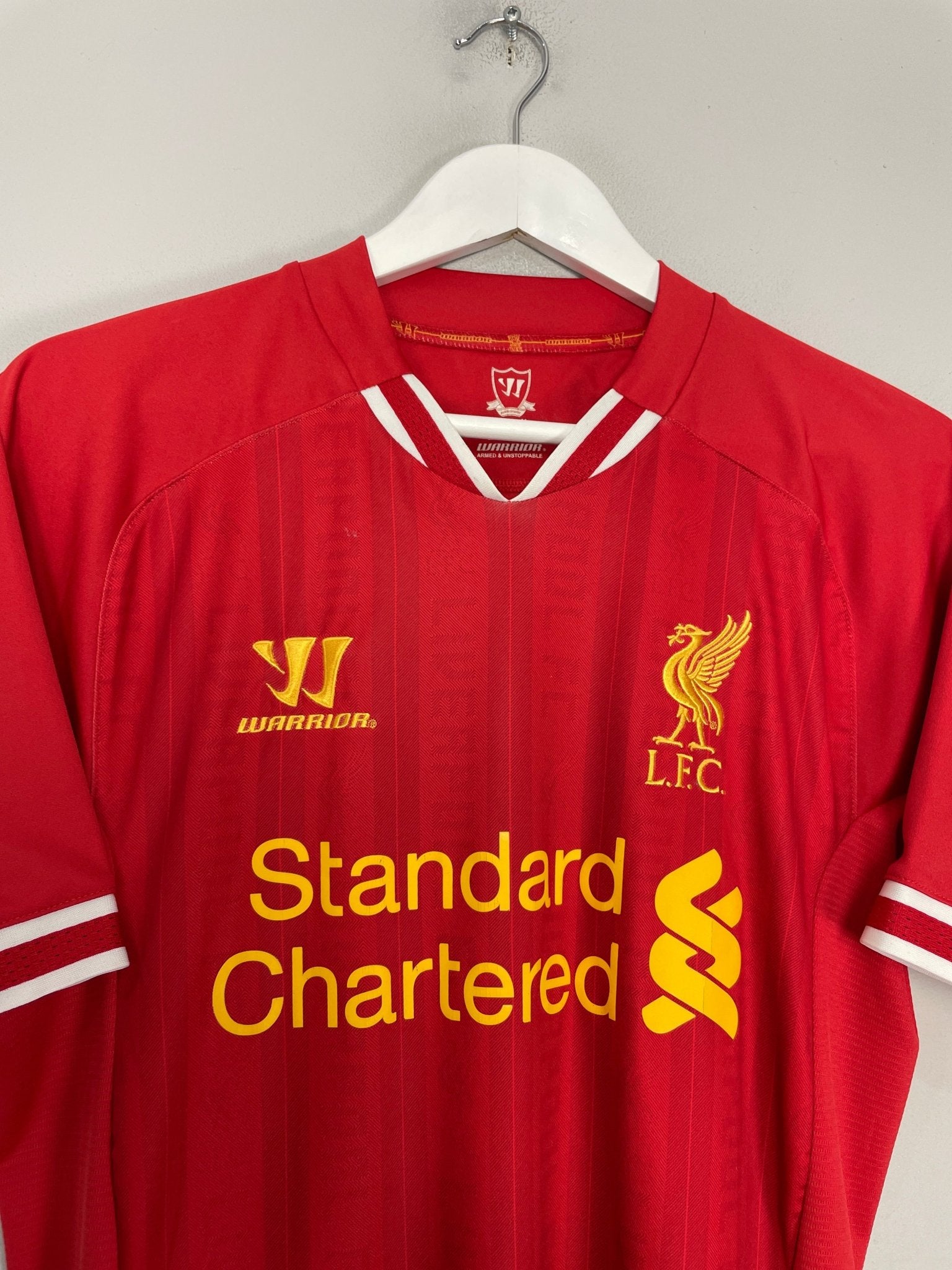 Shop 2013/14 LIVERPOOL SUAREZ #7 HOME SHIRT (M) WARRIOR, classic football shirts, vintage football shirts & retro soccer jerseys at Cult Kits