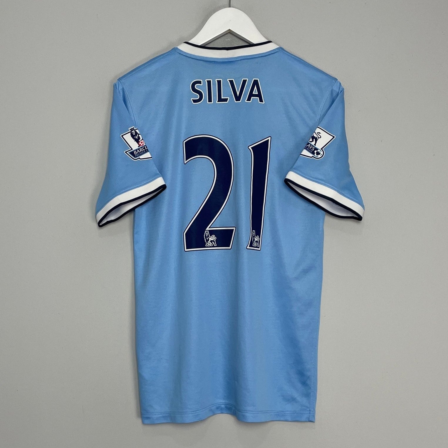 Shop 2013/14 MANCHESTER CITY SILVA #21 HOME SHIRT (M) NIKE, classic football shirts, vintage football shirts & retro soccer jerseys at Cult Kits