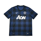Buy 2013/14 Manchester United Carrick 16 Away Shirt (L) Nike ~ Free worldwide shipping ~ Authentic Vintage Football Shirts from Cult Kits