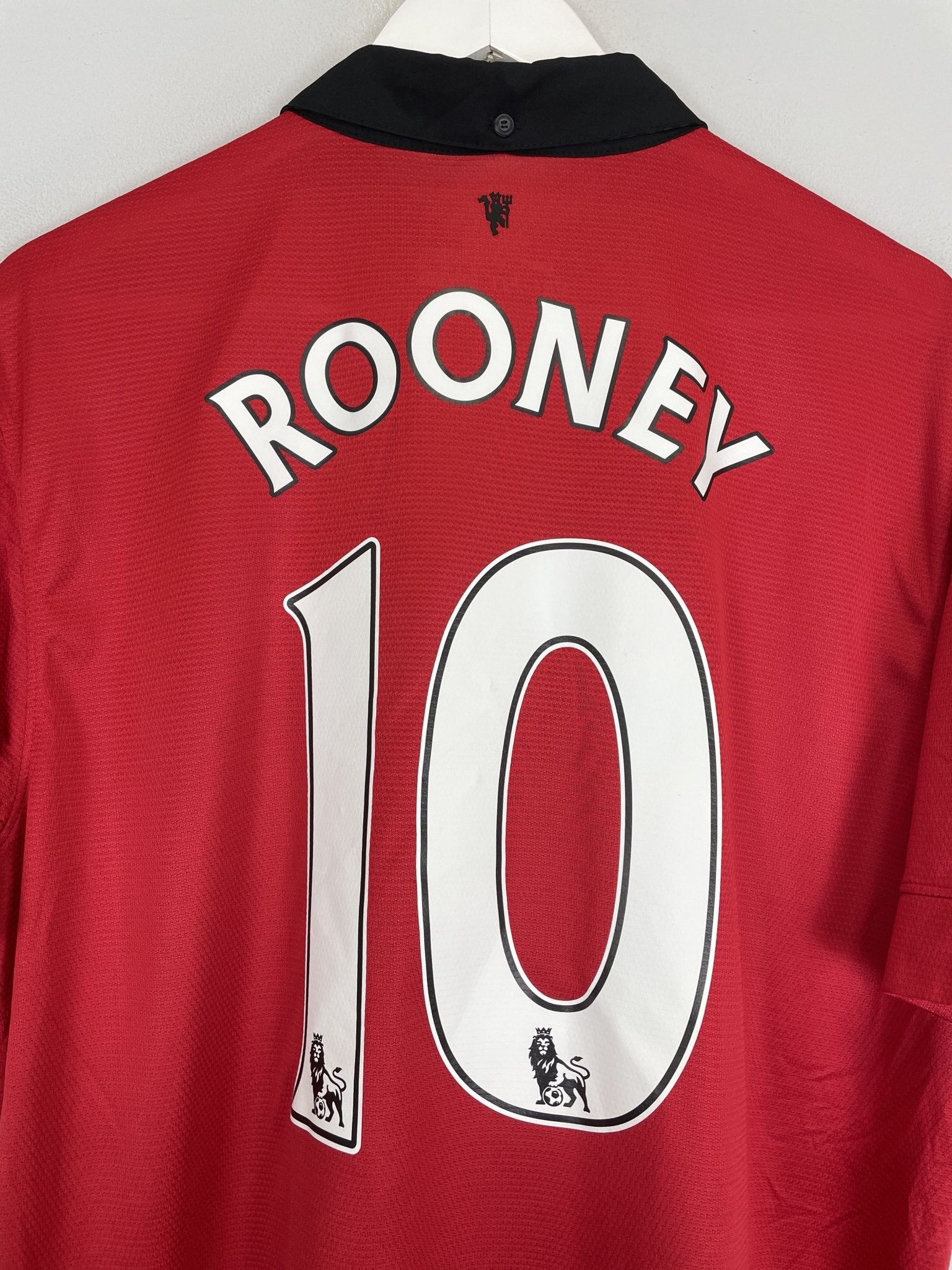 Shop 2013/14 MANCHESTER UNITED ROONEY #10 HOME SHIRT (XL) NIKE, classic football shirts, vintage football shirts & retro soccer jerseys at Cult Kits