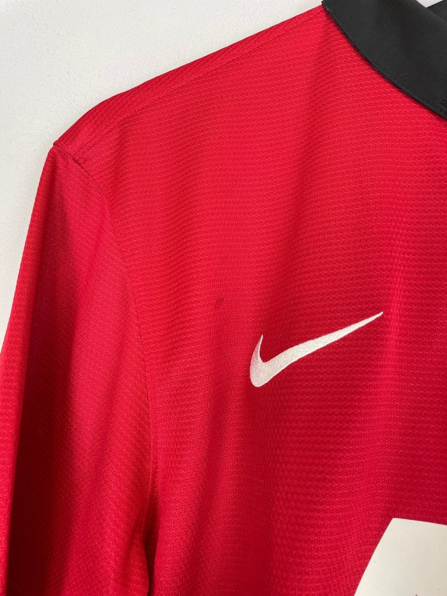 2013/14 MANCHESTER UNITED V.PERSIE 20 *BNWT* HOME SHIRT (M) NIKE - Cult Kits - Medium - Buy Vintage Football Shirts, Authentic Retro Football Shirts For Sale, Classic Football Shirts & Soccer Jersey