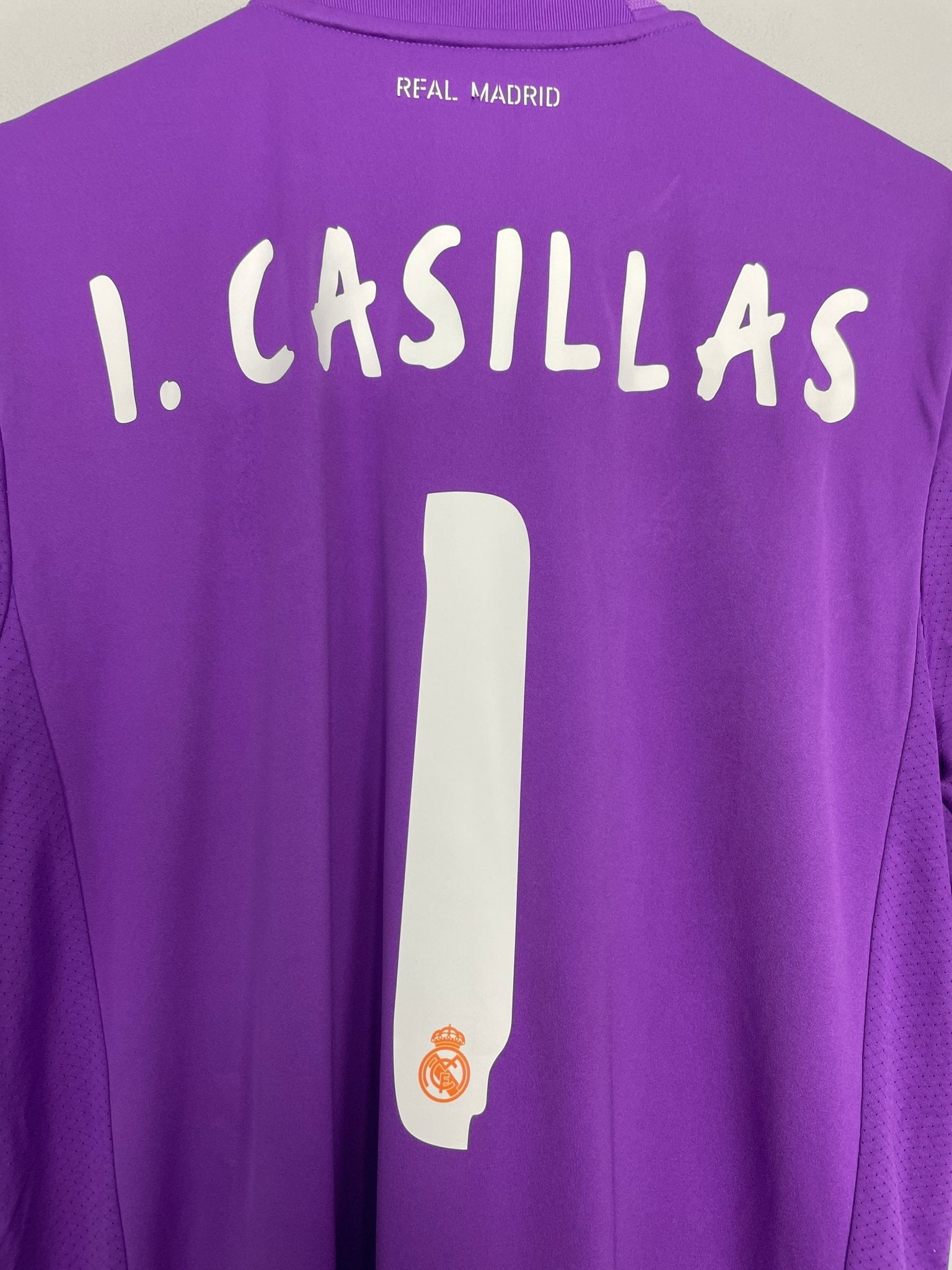 Shop 2013/14 REAL MADRID I.CASILLAS #1 GK SHIRT (XL) ADIDAS, classic football shirts, vintage football shirts & retro soccer jerseys at Cult Kits