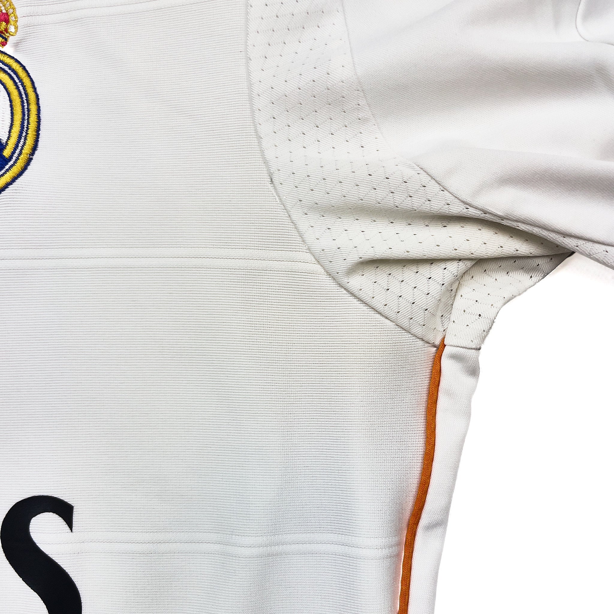 Buy 2013/14 Real Madrid Ronaldo 7 Home Shirt (M) Adidas ~ Free worldwide shipping available ~ Authentic Vintage Football Shirts from Cult Kits