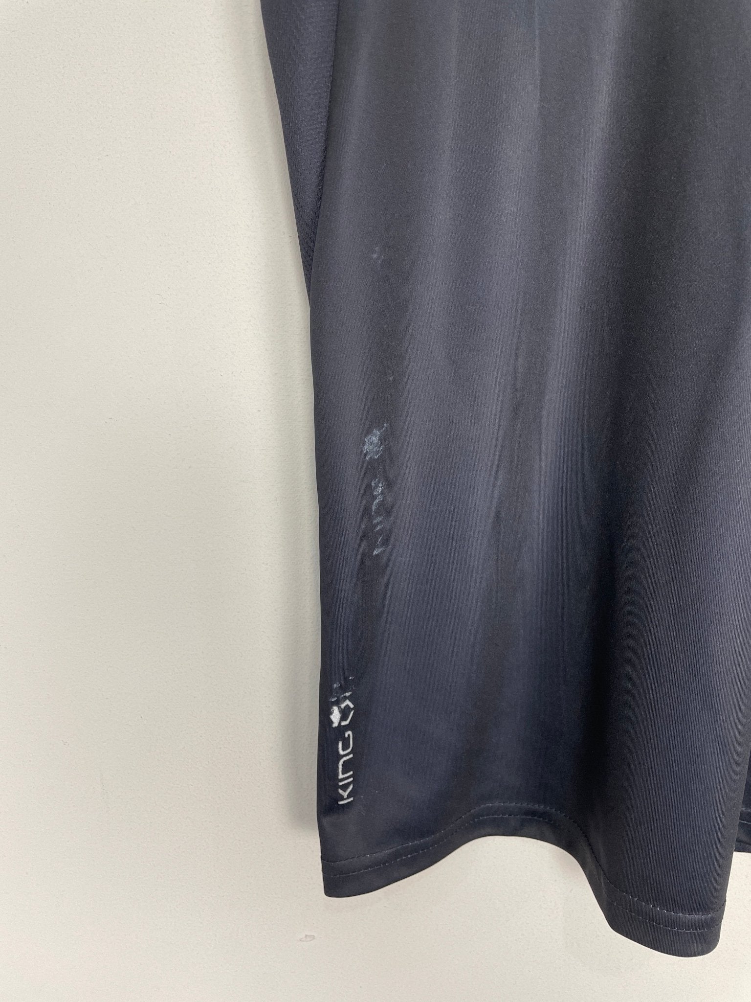 Shop 2013/14 UNAM PUMAS TRAINING VEST (M) PUMA, classic football shirts, vintage football shirts & retro soccer jerseys at Cult Kits