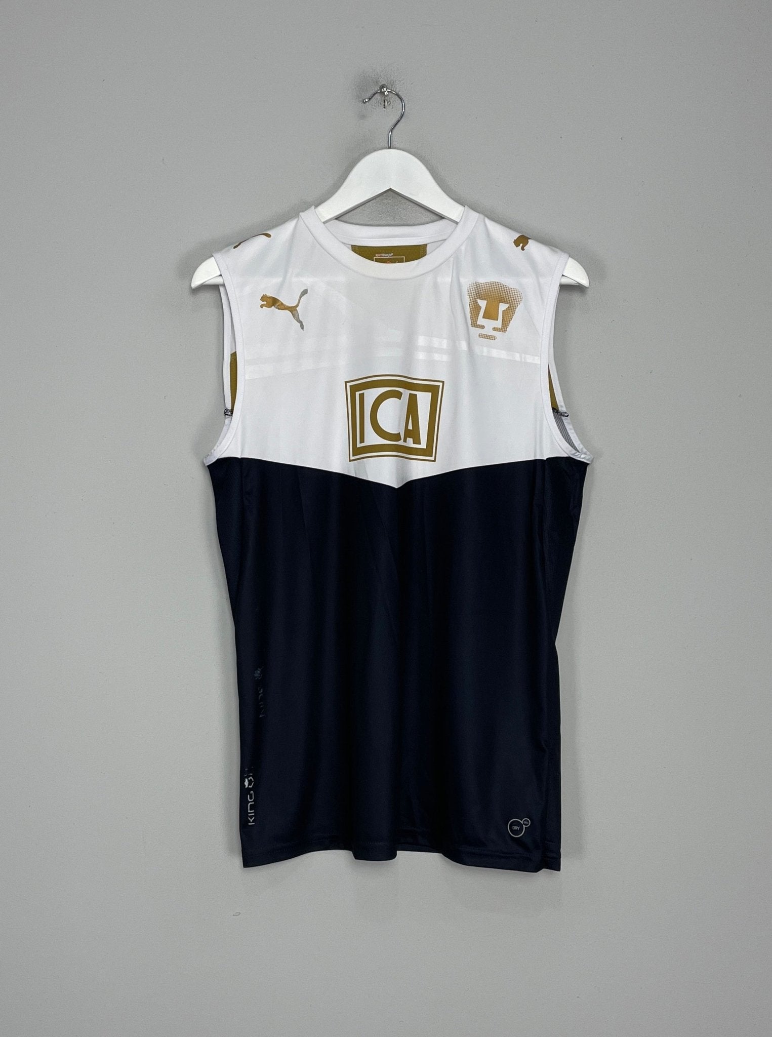 Shop 2013/14 UNAM PUMAS TRAINING VEST (M) PUMA, classic football shirts, vintage football shirts & retro soccer jerseys at Cult Kits