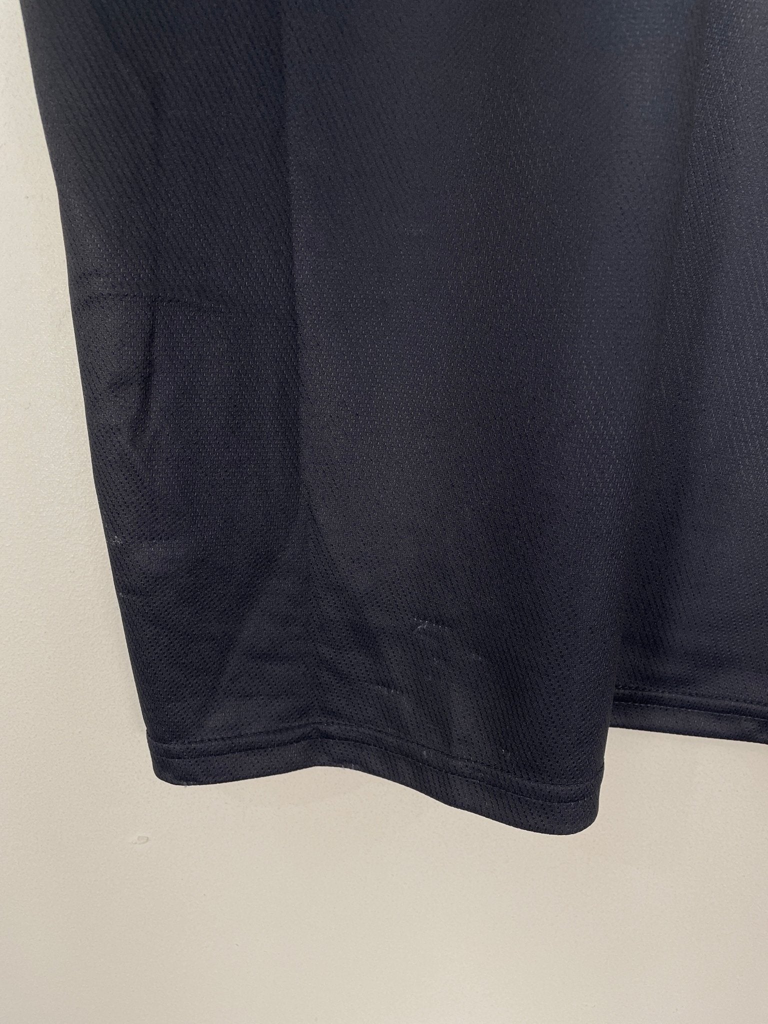 Shop 2013/14 UNAM PUMAS TRAINING VEST (M) PUMA, classic football shirts, vintage football shirts & retro soccer jerseys at Cult Kits