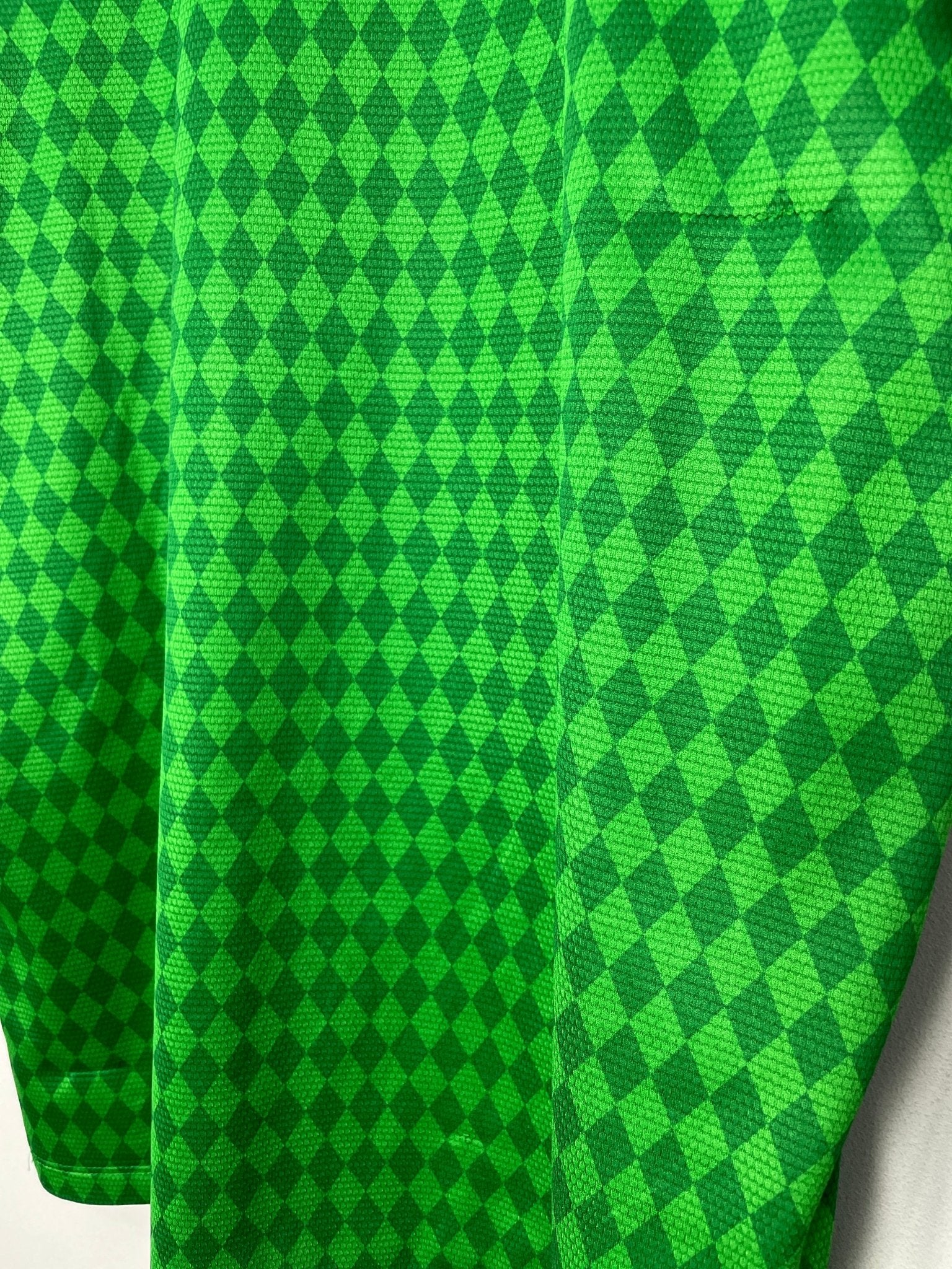 Shop 2013/14 WERDER BREMEN HOME SHIRT (L) NIKE, classic football shirts, vintage football shirts & retro soccer jerseys at Cult Kits