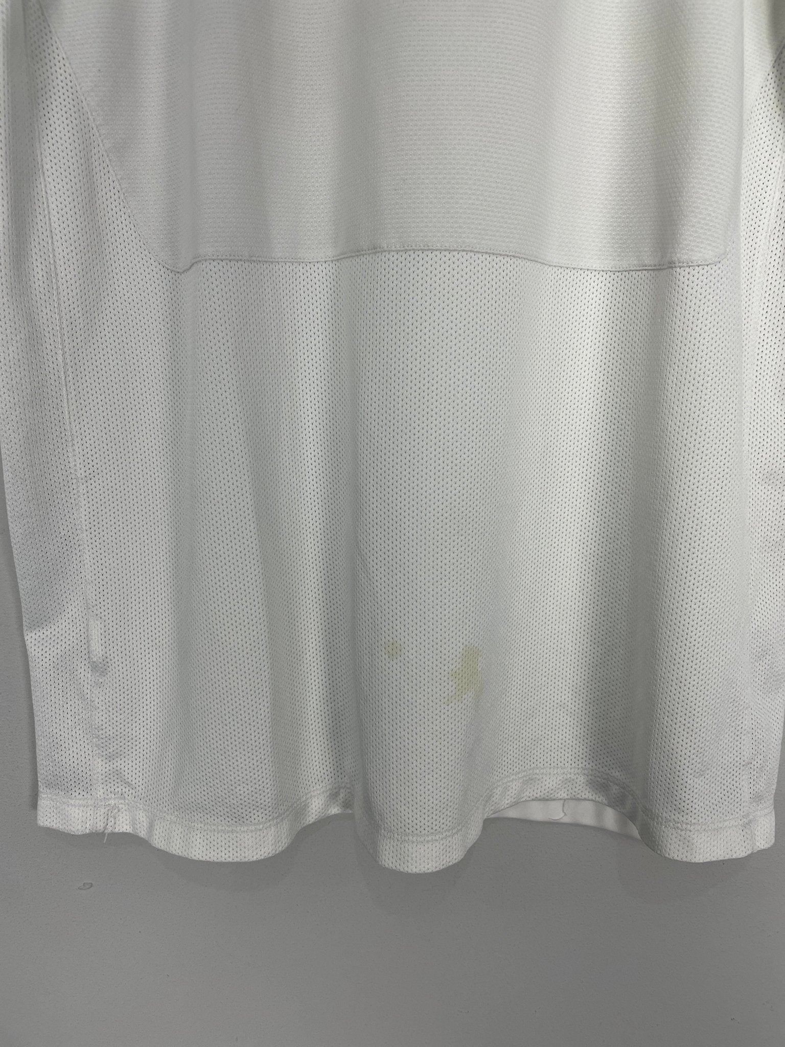 Shop 2013/15 FRANCE TRAINING SHIRT (L) NIKE, classic football shirts, vintage football shirts & retro soccer jerseys at Cult Kits