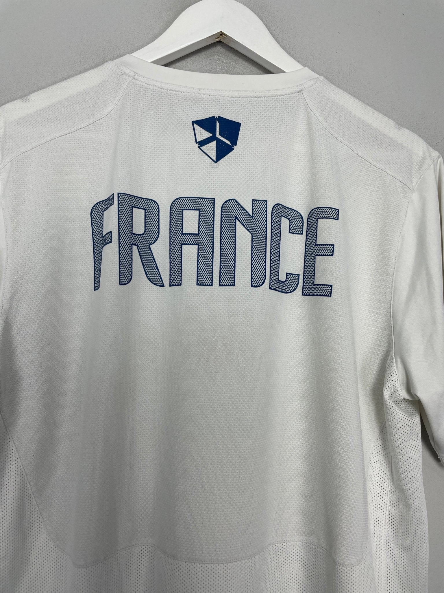 Shop 2013/15 FRANCE TRAINING SHIRT (L) NIKE, classic football shirts, vintage football shirts & retro soccer jerseys at Cult Kits