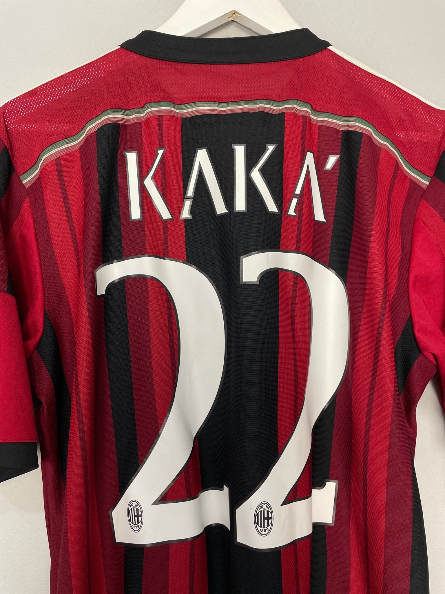 Shop 2014/15 AC MILAN KAKA #22 HOME SHIRT (M) ADIDAS, classic football shirts, vintage football shirts & retro soccer jerseys at Cult Kits