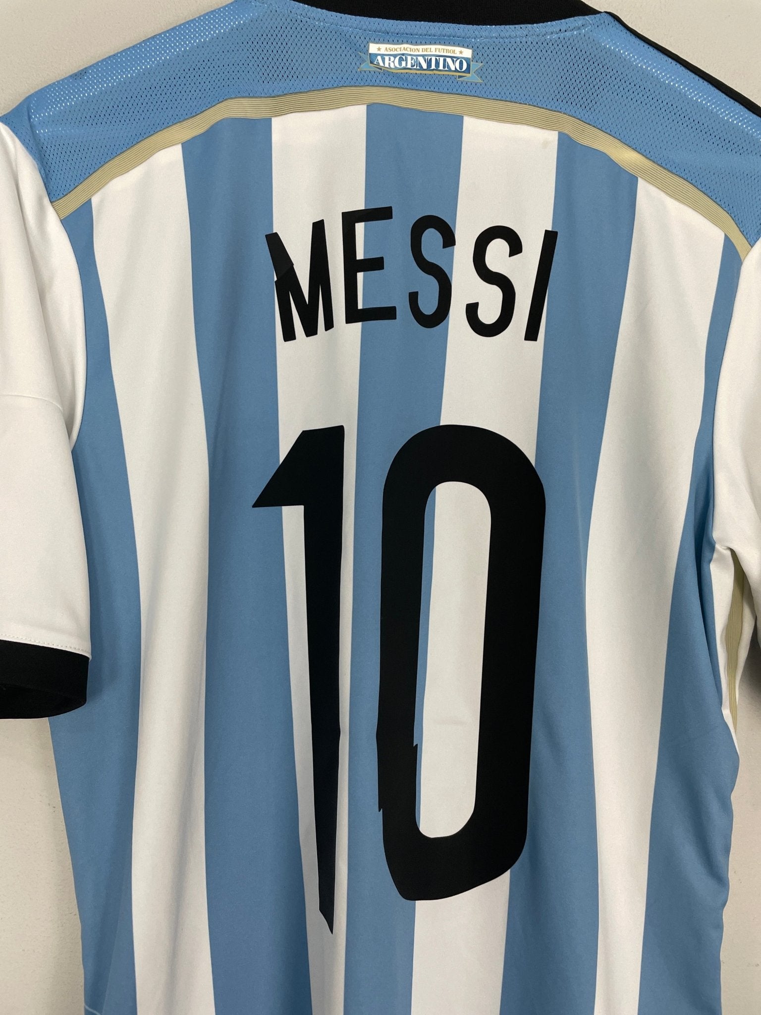 Shop 2014/15 ARGENTINA MESSI #10 HOME SHIRT (M) ADIDAS, classic football shirts, vintage football shirts & retro soccer jerseys at Cult Kits