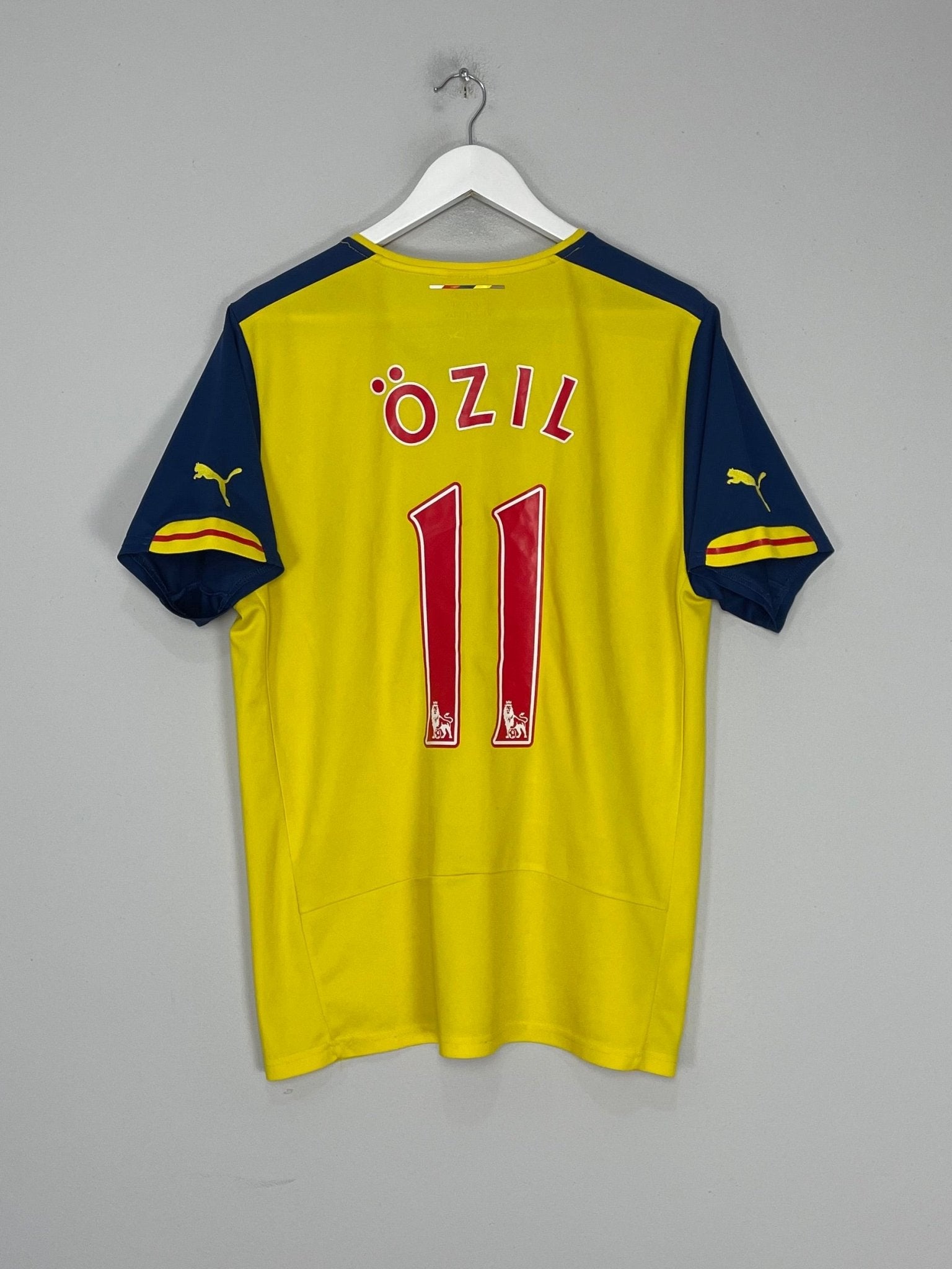 Shop 2014/15 ARSENAL OZIL #11 AWAY SHIRT (L) PUMA, classic football shirts, vintage football shirts & retro soccer jerseys at Cult Kits