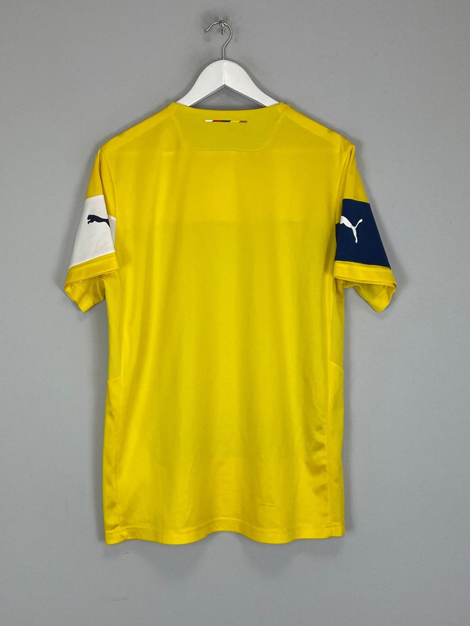 Shop 2014/15 ARSENAL TRAINING SHIRT (L) PUMA, classic football shirts, vintage football shirts & retro soccer jerseys at Cult Kits