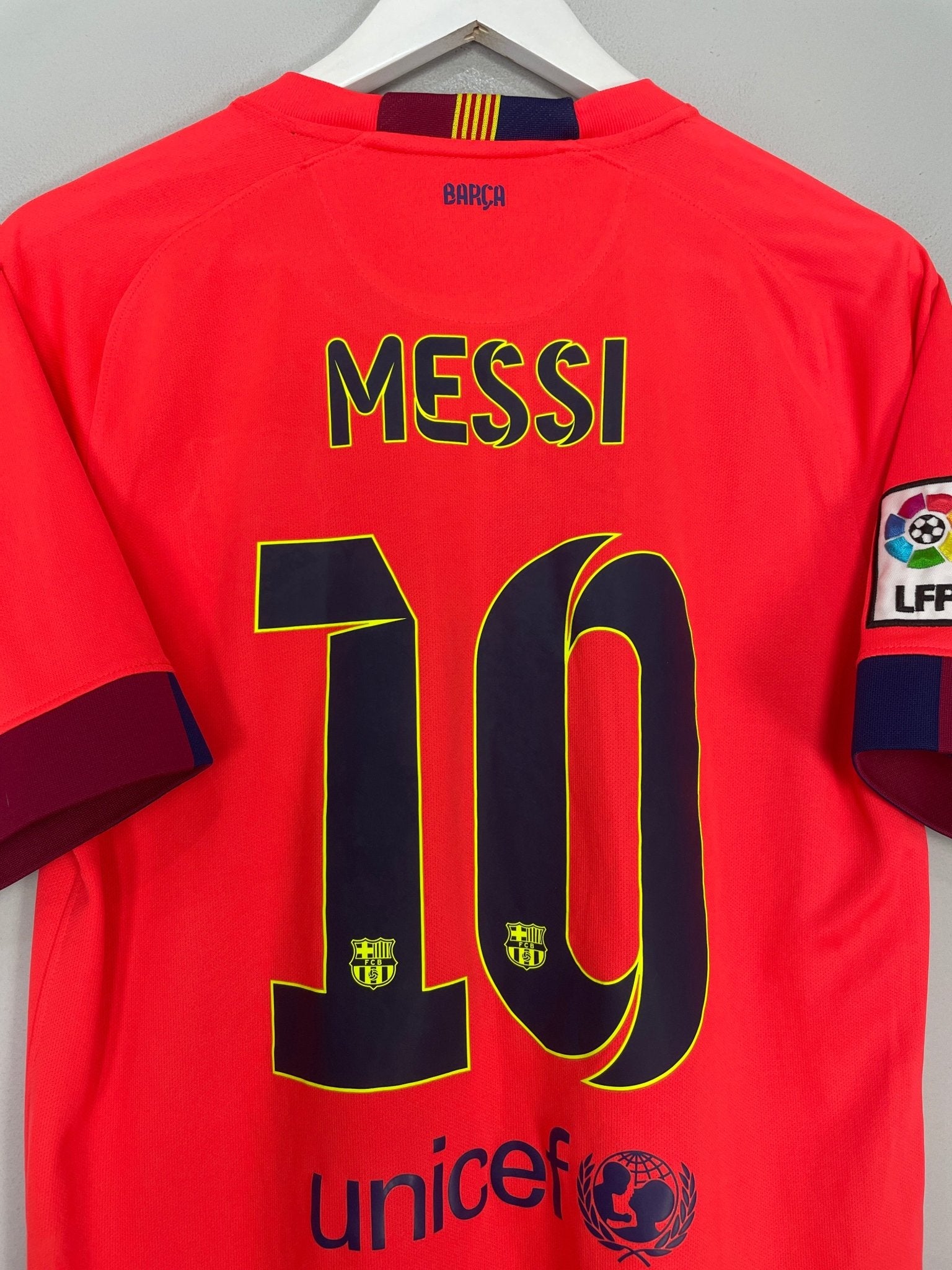 Shop 2014/15 BARCELONA MESSI #10 AWAY SHIRT (M) NIKE, classic football shirts, vintage football shirts & retro soccer jerseys at Cult Kits
