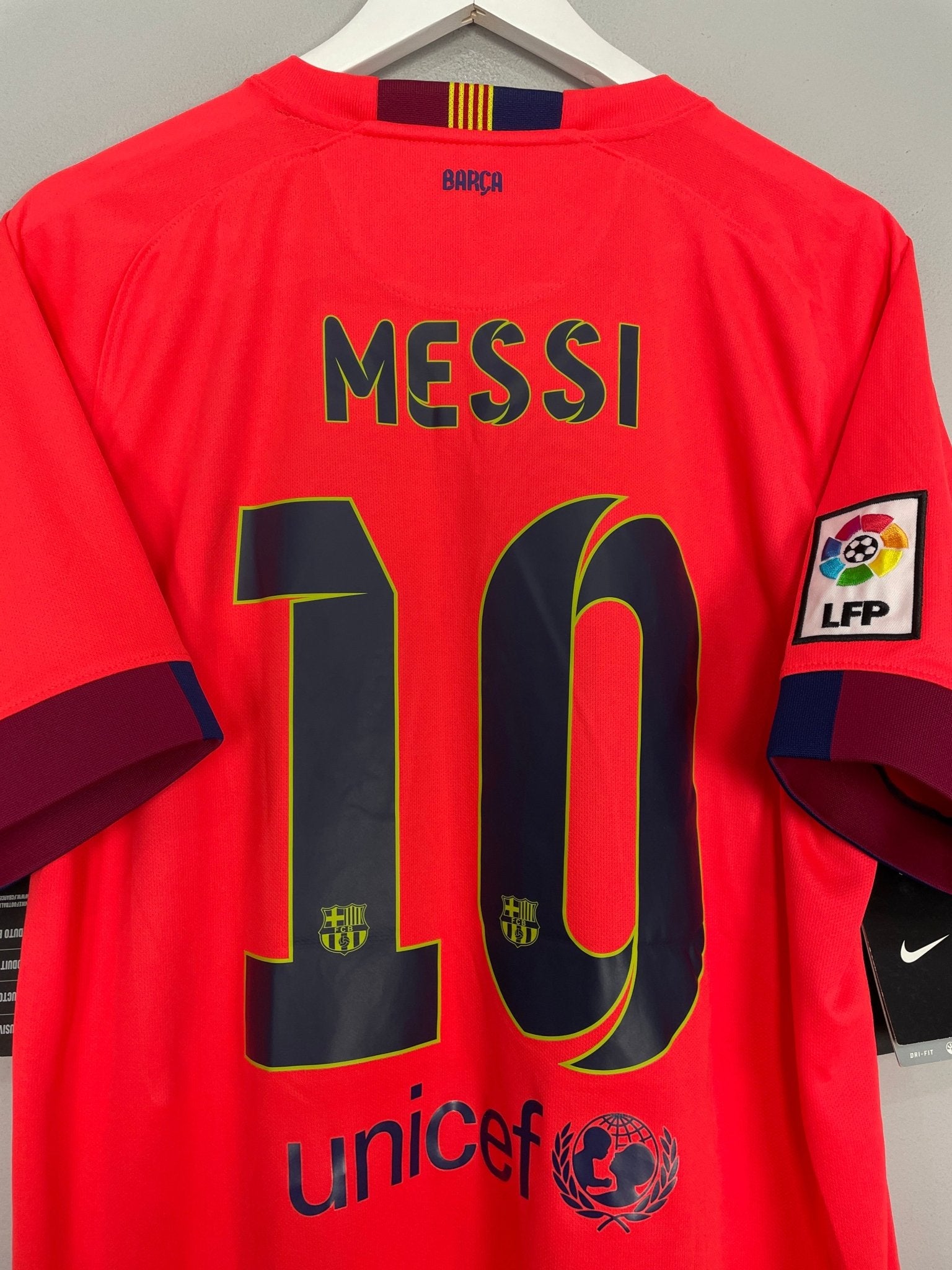 Shop 2014/15 BARCELONA MESSI #10 *BNWT* AWAY SHIRT (L) NIKE, classic football shirts, vintage football shirts & retro soccer jerseys at Cult Kits