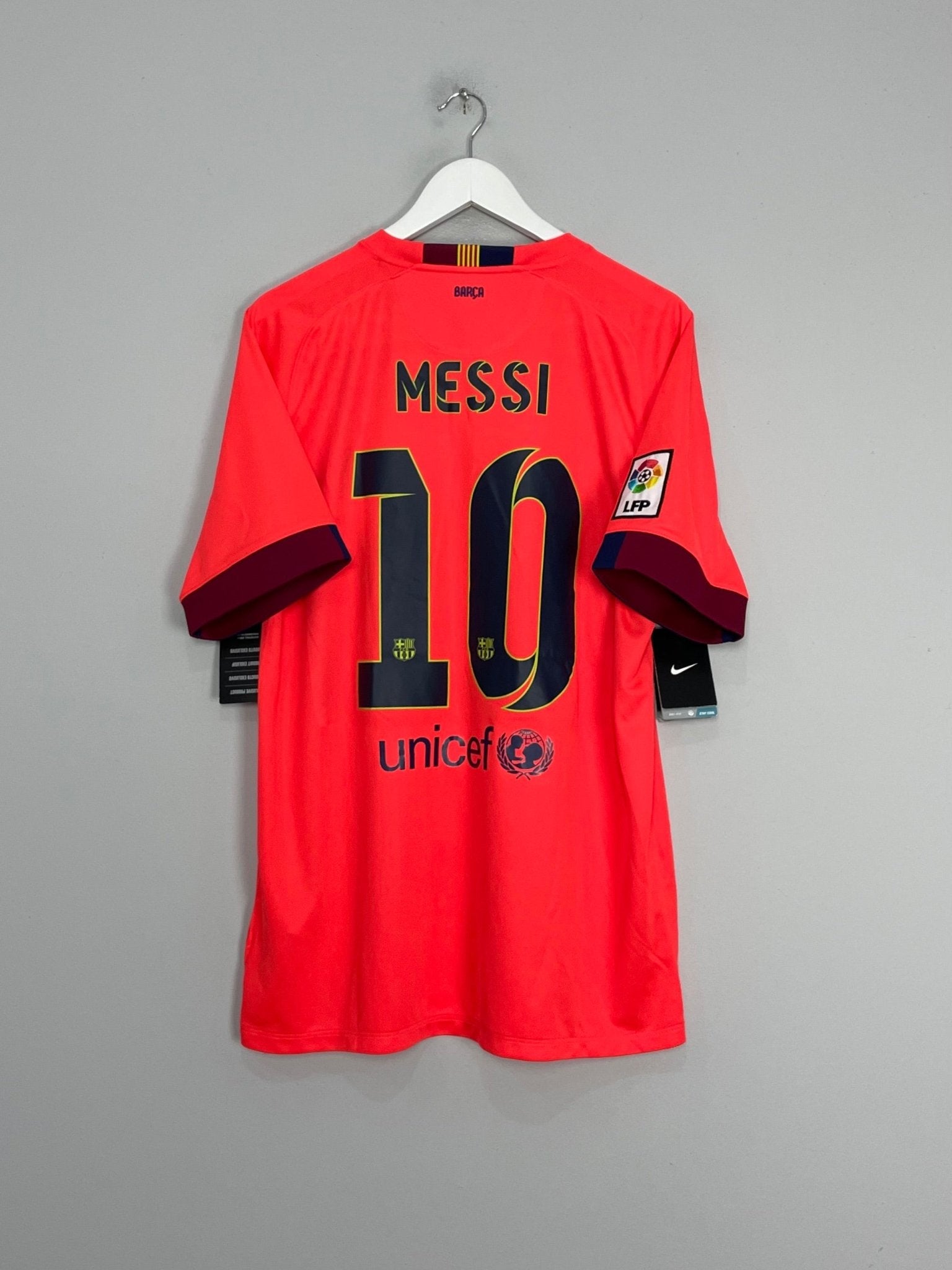 Shop 2014/15 BARCELONA MESSI #10 *BNWT* AWAY SHIRT (L) NIKE, classic football shirts, vintage football shirts & retro soccer jerseys at Cult Kits