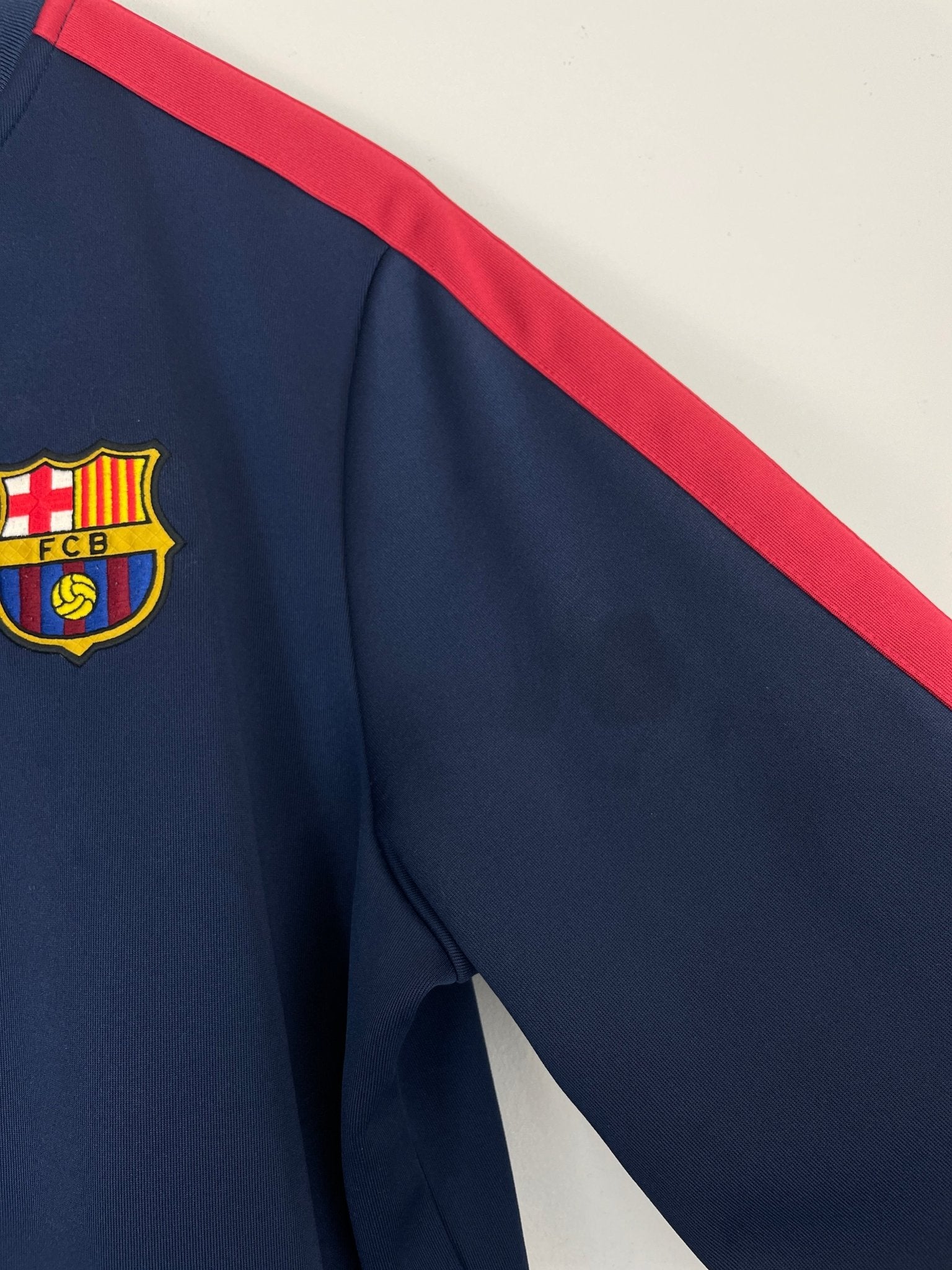 Shop 2014/15 BARCELONA TRACKSUIT TOP (XL) NIKE, classic football shirts, vintage football shirts & retro soccer jerseys at Cult Kits
