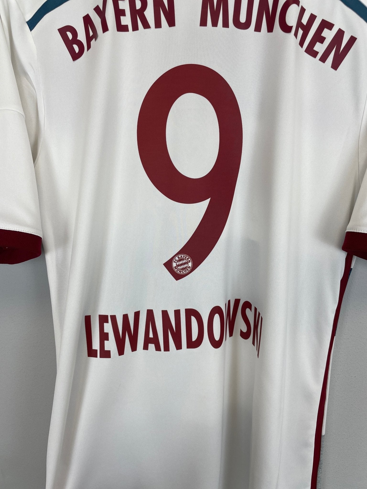 Shop 2014/15 BAYERN MUNICH LEWANDOWSKI #9 AWAY SHIRT (M) ADIDAS, classic football shirts, vintage football shirts & retro soccer jerseys at Cult Kits
