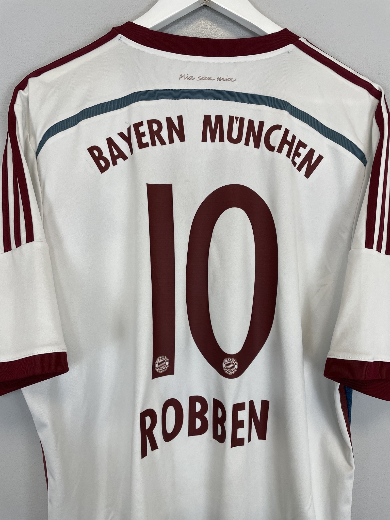 Shop 2014/15 BAYERN MUNICH ROBBEN #10 AWAY SHIRT (XL) ADIDAS, classic football shirts, vintage football shirts & retro soccer jerseys at Cult Kits