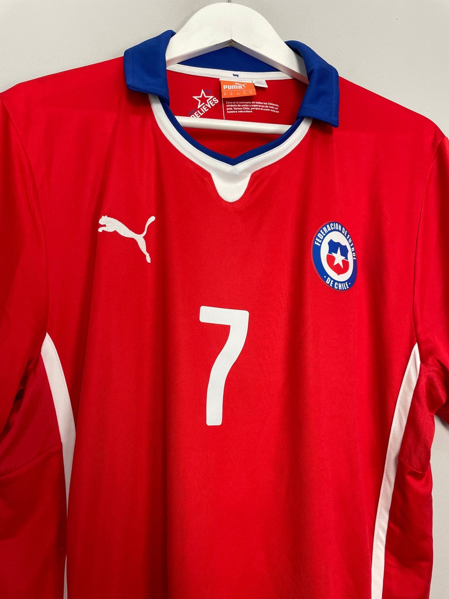 Shop 2014/15 CHILE ALEXIS #7 HOME SHIRT (XL) PUMA, classic football shirts, vintage football shirts & retro soccer jerseys at Cult Kits