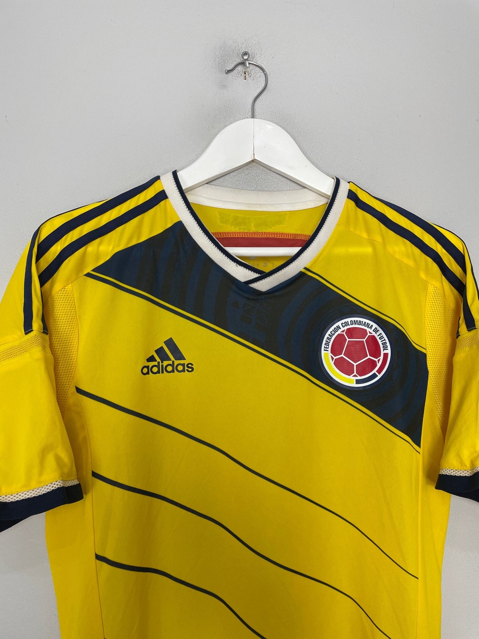 Shop 2014/15 COLOMBIA *PLAYER ISSUE* HOME SHIRT (M) ADIDAS, classic football shirts, vintage football shirts & retro soccer jerseys at Cult Kits