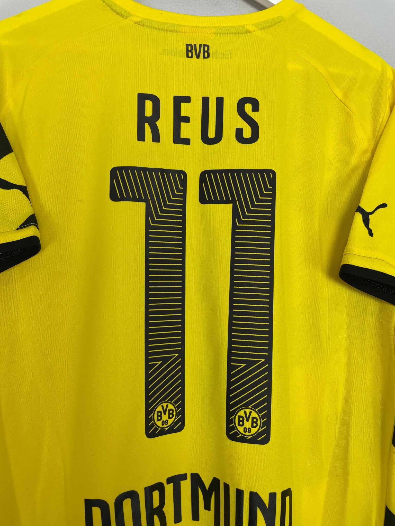 Shop 2014/15 DORTMUND REUS #11 HOME SHIRT (XL) PUMA, classic football shirts, vintage football shirts & retro soccer jerseys at Cult Kits
