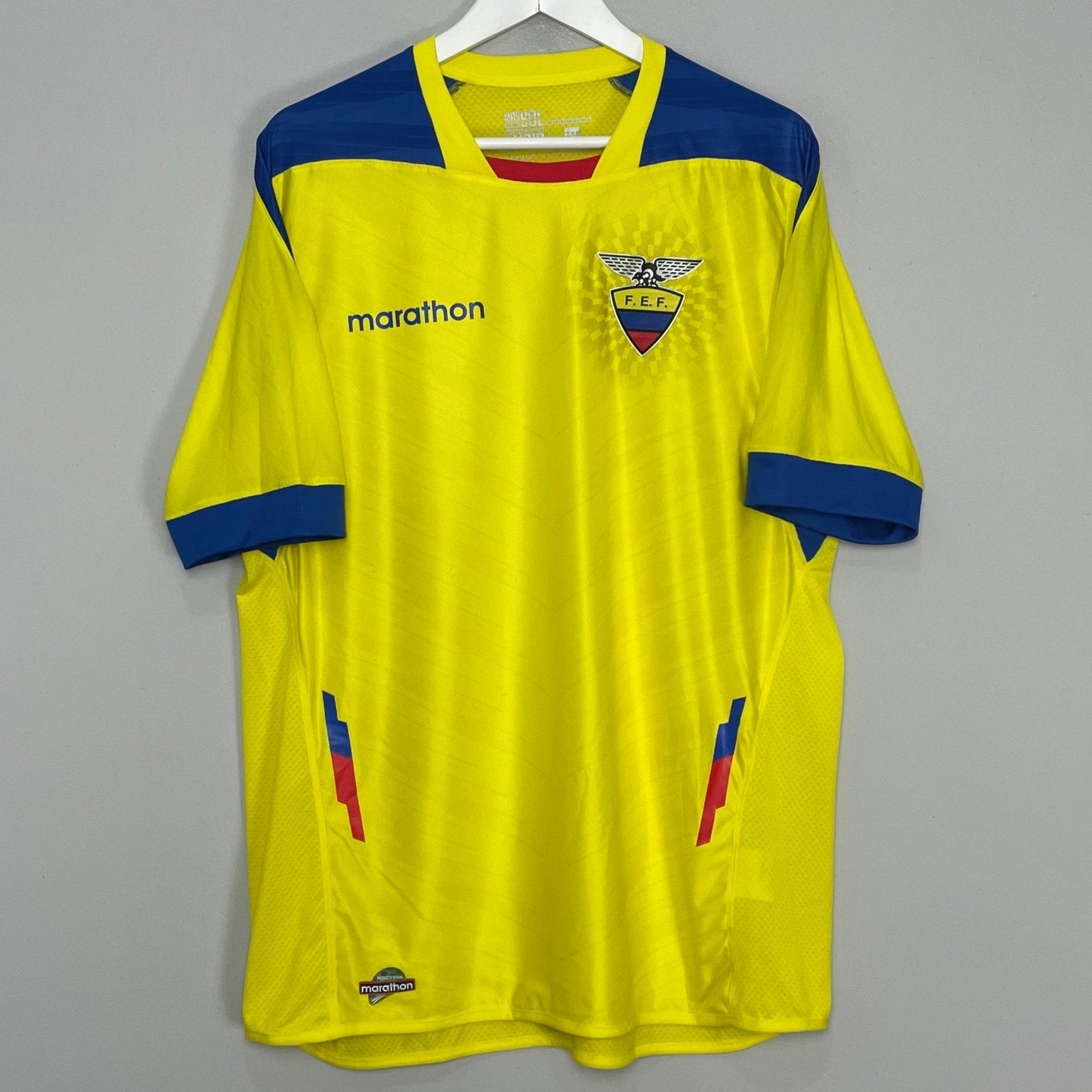 Shop 2014/15 ECUADOR HOME SHIRT (XXL) MARATHON, classic football shirts, vintage football shirts & retro soccer jerseys at Cult Kits