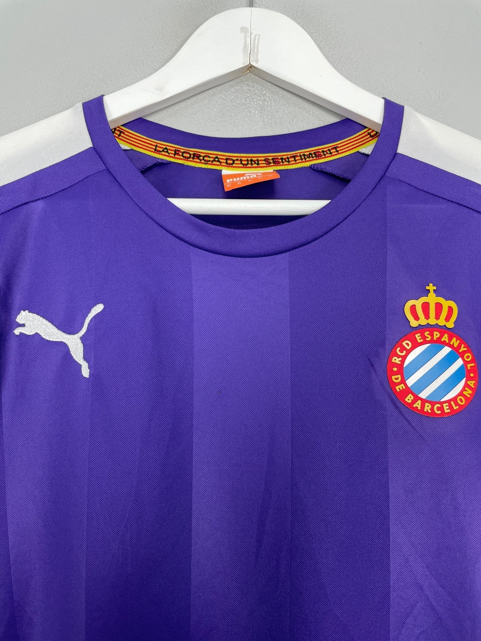 Shop 2014/15 ESPANYOL AWAY SHIRT (XL) PUMA, classic football shirts, vintage football shirts & retro soccer jerseys at Cult Kits