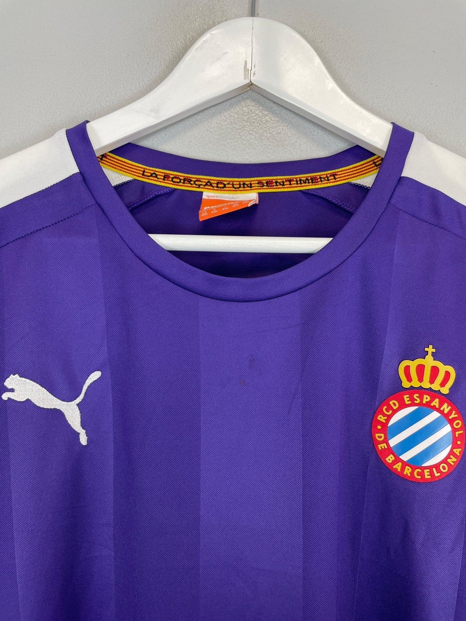 Shop 2014/15 ESPANYOL AWAY SHIRT (XXL) PUMA, classic football shirts, vintage football shirts & retro soccer jerseys at Cult Kits