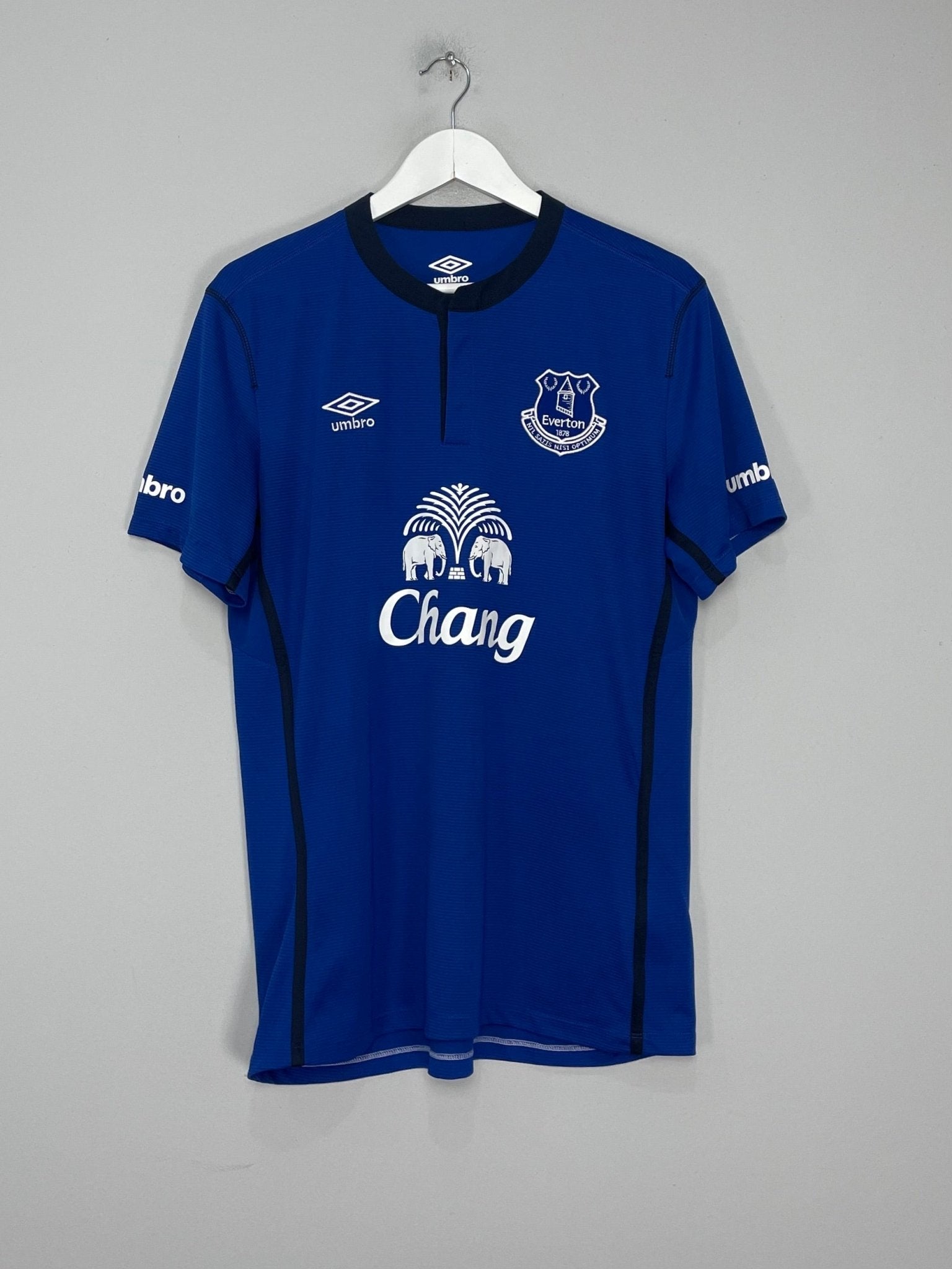 Shop 2014/15 EVERTON ETO'O #5 HOME SHIRT (L) UMBRO, classic football shirts, vintage football shirts & retro soccer jerseys at Cult Kits