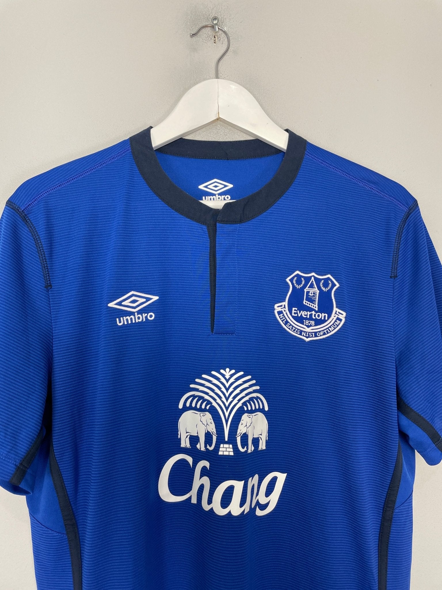 Shop 2014/15 EVERTON ETO'O #5 HOME SHIRT (L) UMBRO, classic football shirts, vintage football shirts & retro soccer jerseys at Cult Kits