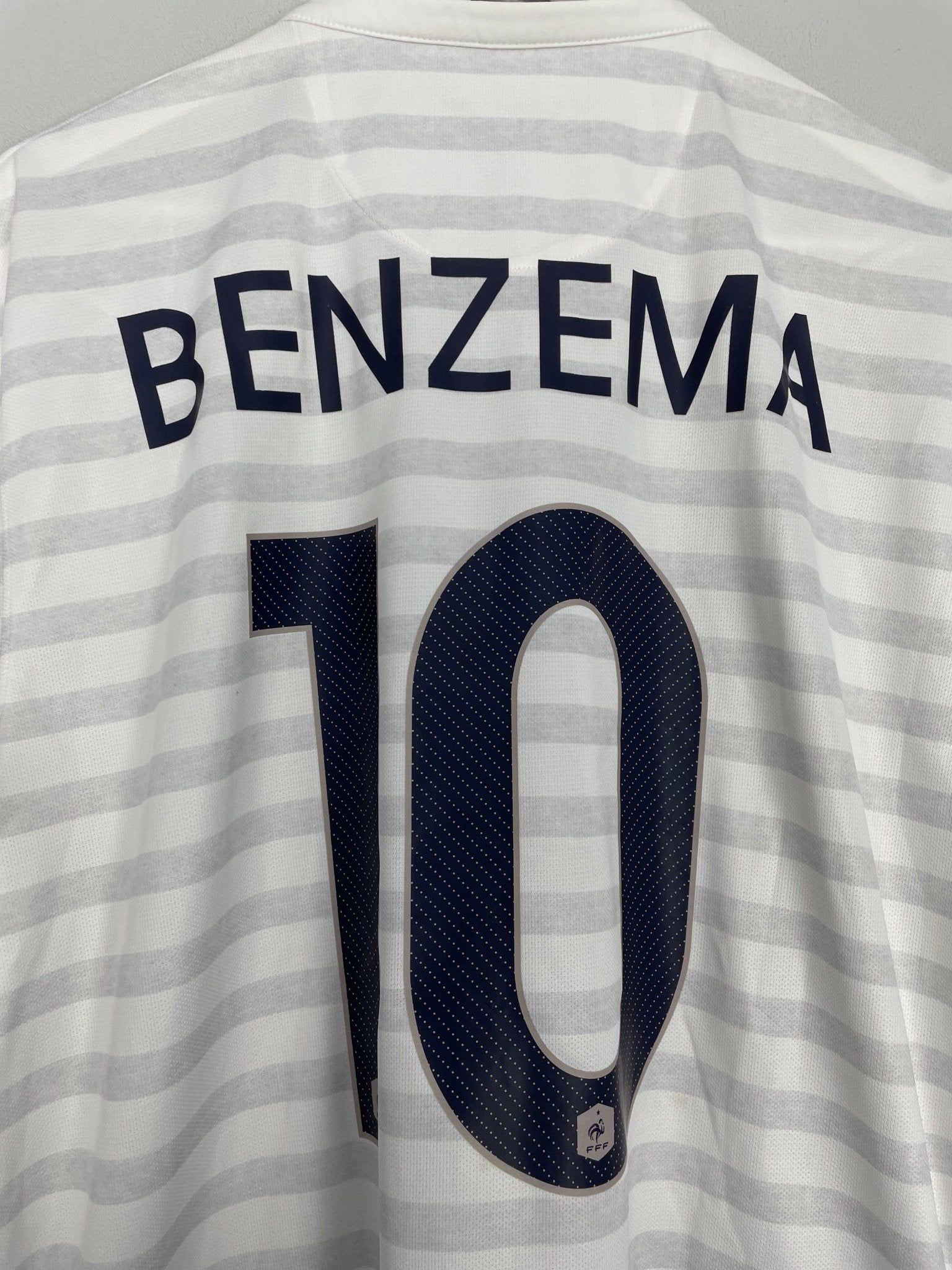 Shop 2014/15 FRANCE BENZEMA #10 AWAY SHIRT (XL) NIKE, classic football shirts, vintage football shirts & retro soccer jerseys at Cult Kits