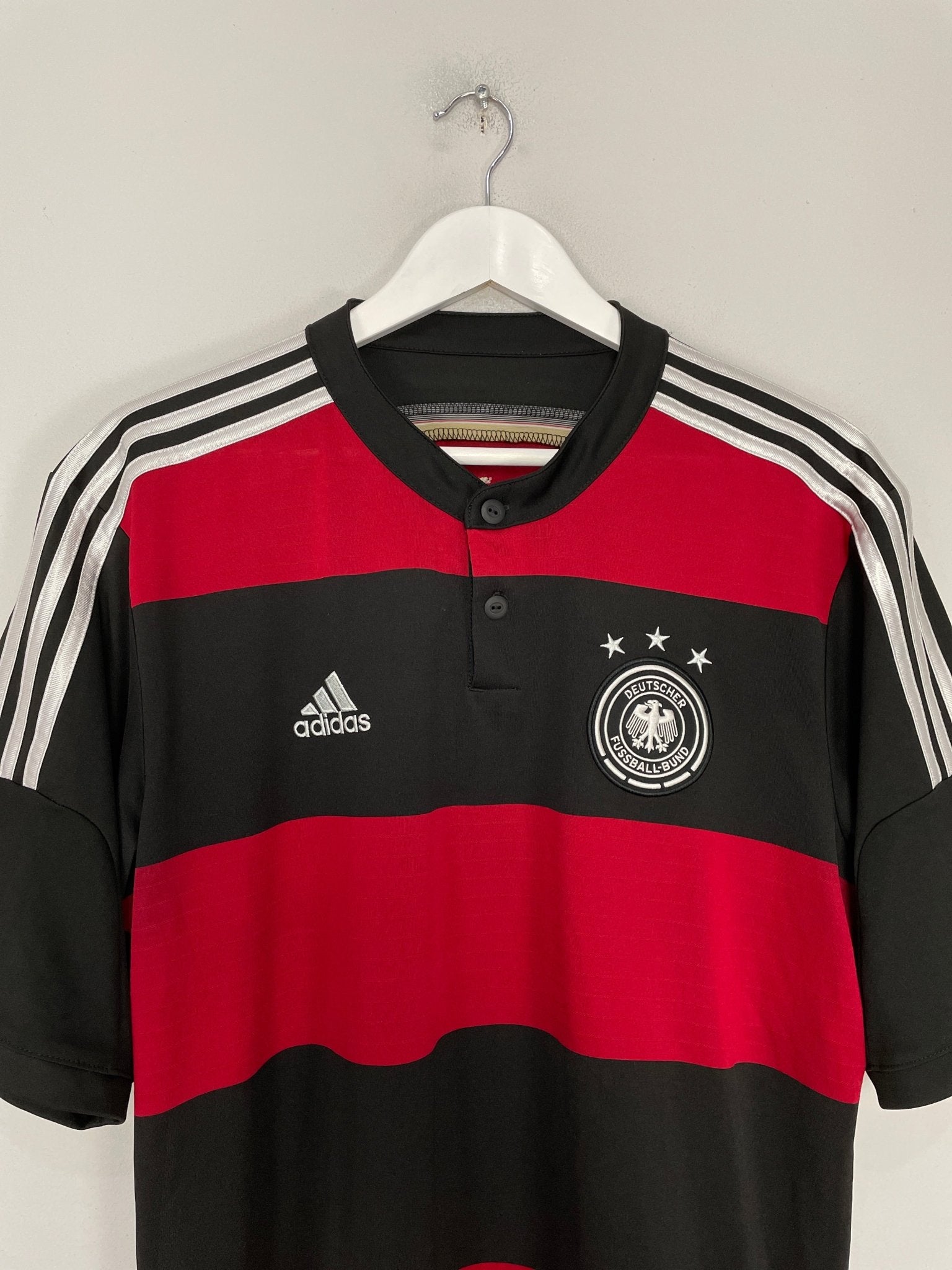 Shop 2014/15 GERMANY AWAY SHIRT (XL) ADIDAS, classic football shirts, vintage football shirts & retro soccer jerseys at Cult Kits