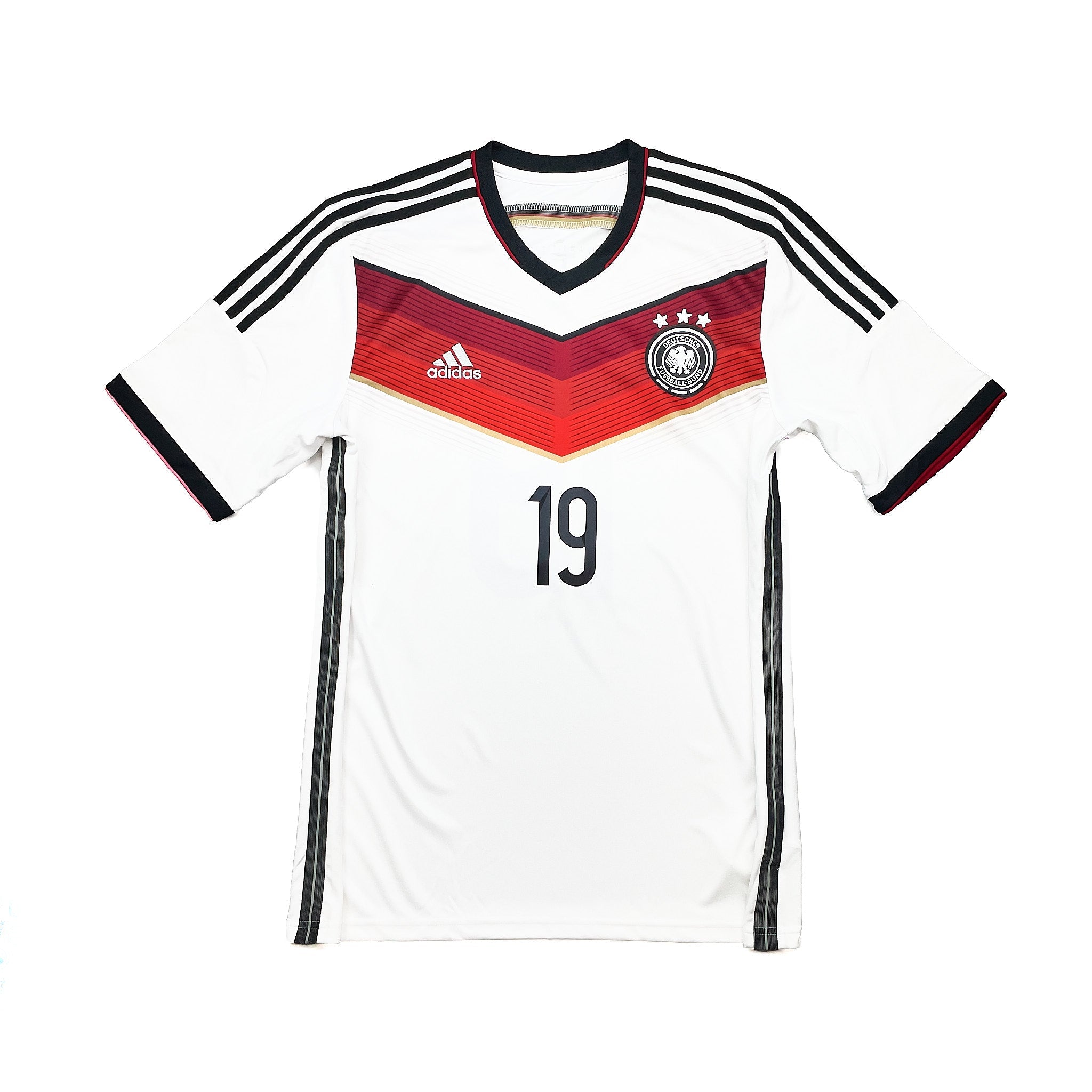 Buy 2014/15 Germany Gotze 19 Home Shirt (L) Adidas ~ Free worldwide shipping ~ Authentic Vintage Football Shirts from Cult Kits
