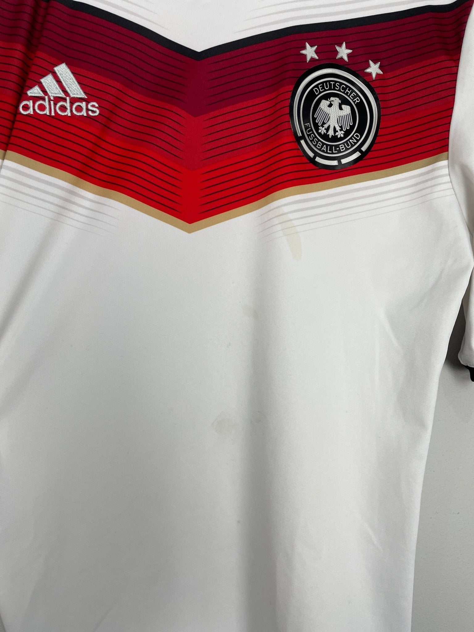 Shop 2014/15 GERMANY HOME SHIRT (M) ADIDAS, classic football shirts, vintage football shirts & retro soccer jerseys at Cult Kits