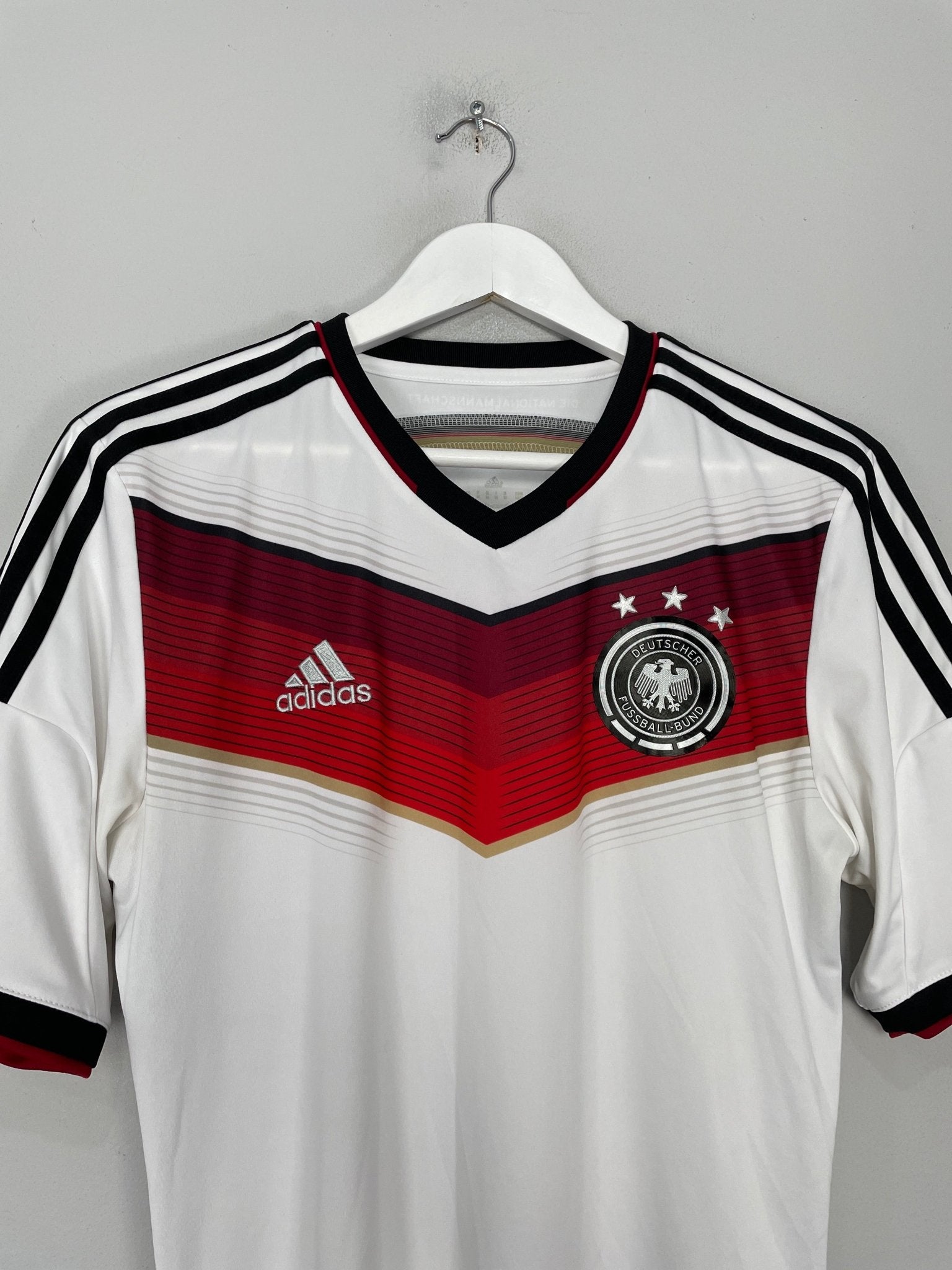 Shop 2014/15 GERMANY HOME SHIRT (M) ADIDAS, classic football shirts, vintage football shirts & retro soccer jerseys at Cult Kits