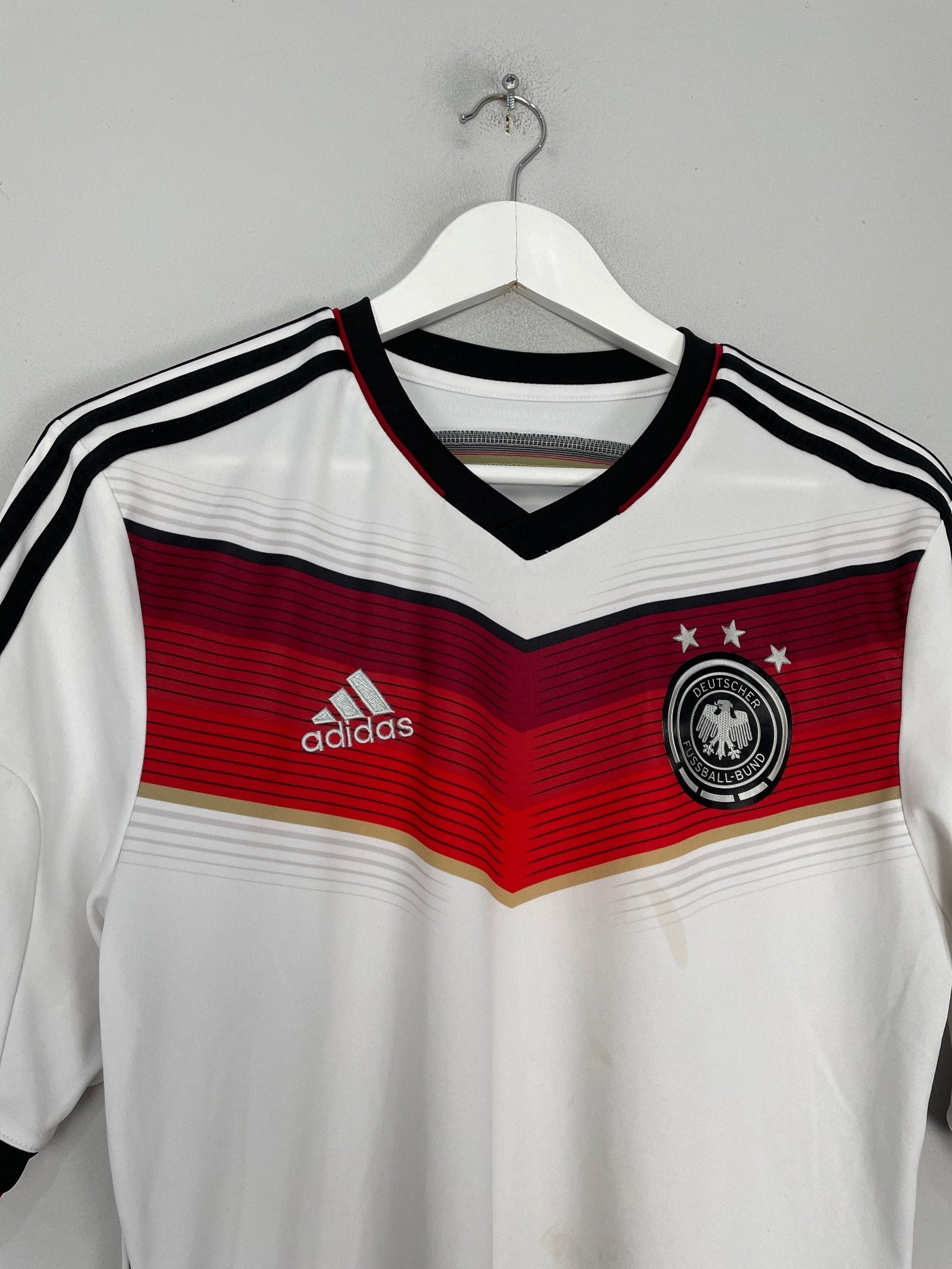 Shop 2014/15 GERMANY HOME SHIRT (M) ADIDAS, classic football shirts, vintage football shirts & retro soccer jerseys at Cult Kits