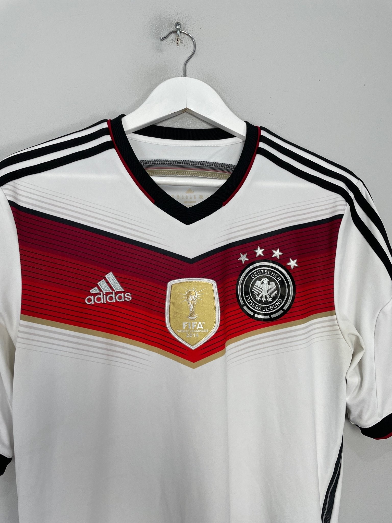 Shop 2014/15 GERMANY HOME SHIRT (M) ADIDAS, classic football shirts, vintage football shirts & retro soccer jerseys at Cult Kits