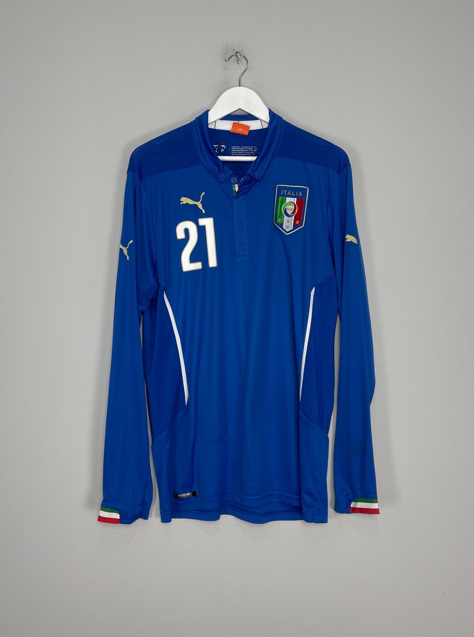 Shop 2014/15 ITALY PIRLO #21 L/S HOME SHIRT (XL) PUMA, classic football shirts, vintage football shirts & retro soccer jerseys at Cult Kits