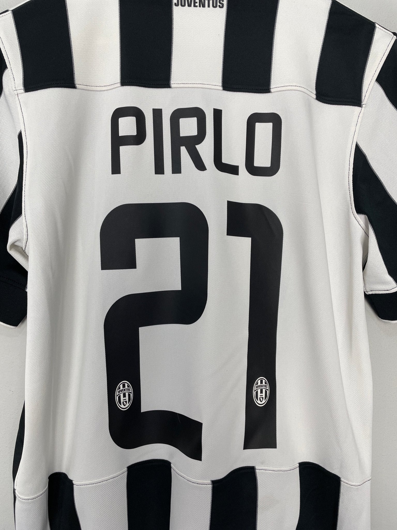 Shop 2014/15 JUVENTUS PIRLO #21 HOME SHIRT (S) NIKE, classic football shirts, vintage football shirts & retro soccer jerseys at Cult Kits