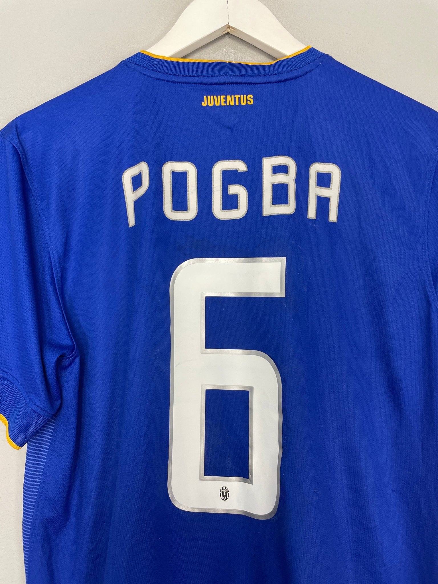 Shop 2014/15 JUVENTUS POGBA #6 AWAY SHIRT (M) NIKE, classic football shirts, vintage football shirts & retro soccer jerseys at Cult Kits