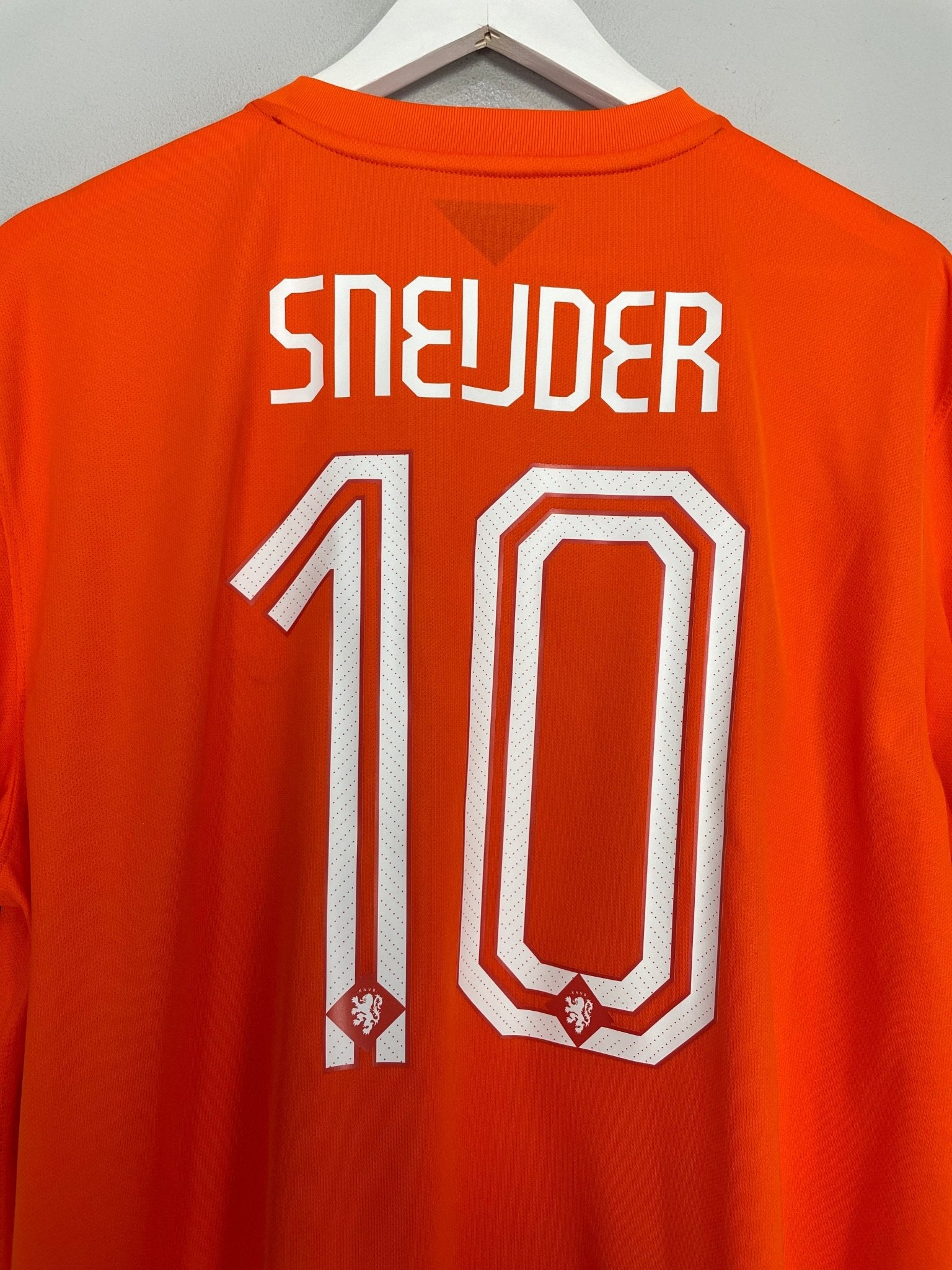 Shop 2014/15 NETHERLANDS SNEIJDER #10 *BNWT* HOME SHIRT (XL) NIKE, classic football shirts, vintage football shirts & retro soccer jerseys at Cult Kits